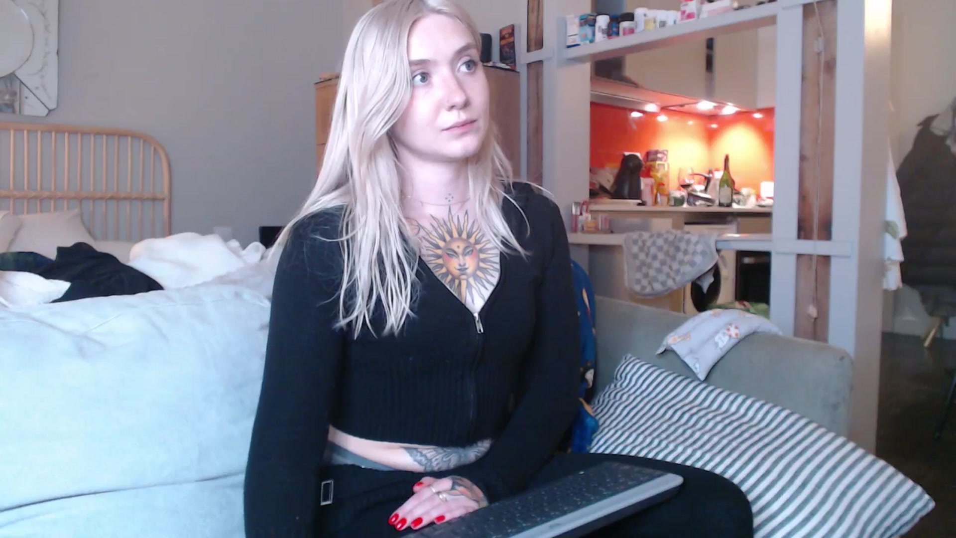 Gallery image thumbnail from Tattoo_bbgirl's myfreecams stream on, 03/25/2025, 21:46 image 4 of 20