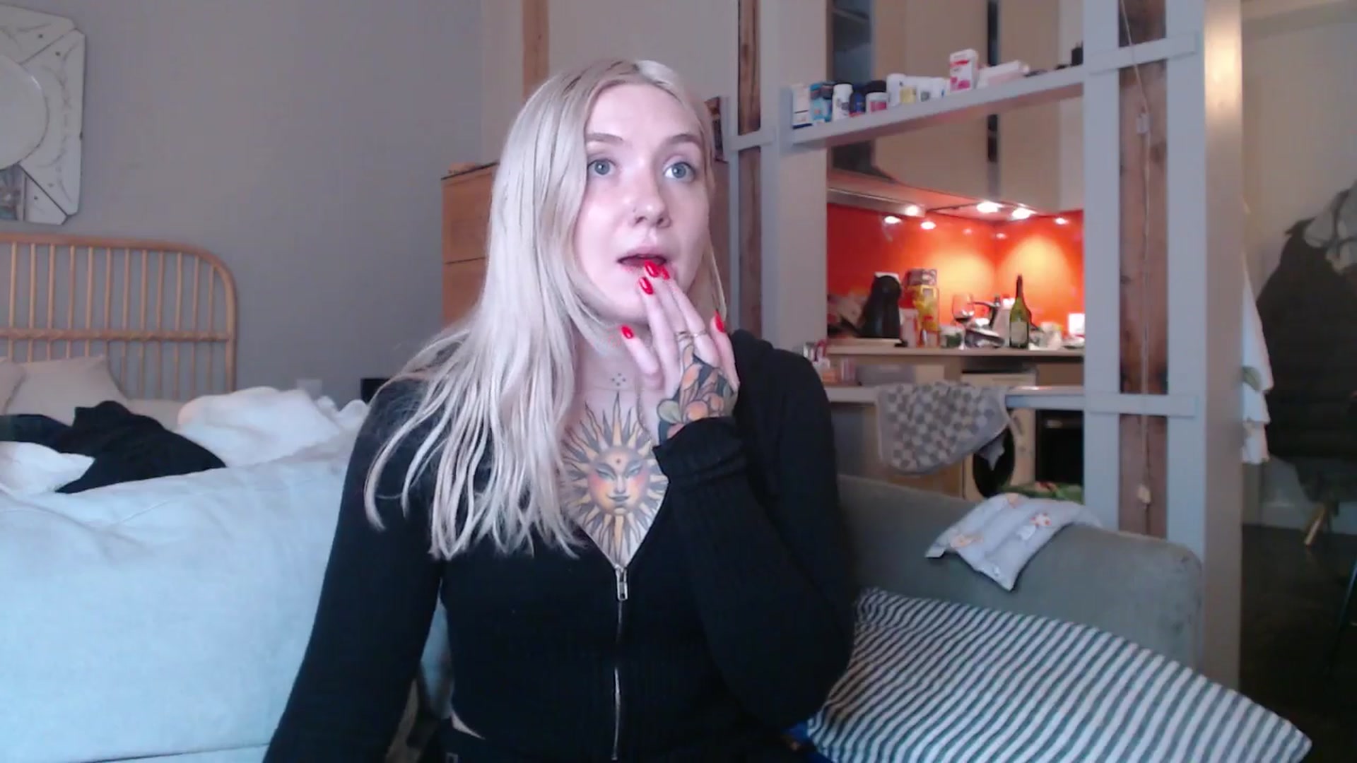 Gallery image thumbnail from Tattoo_bbgirl's myfreecams stream on, 03/25/2025, 21:46 image 6 of 20