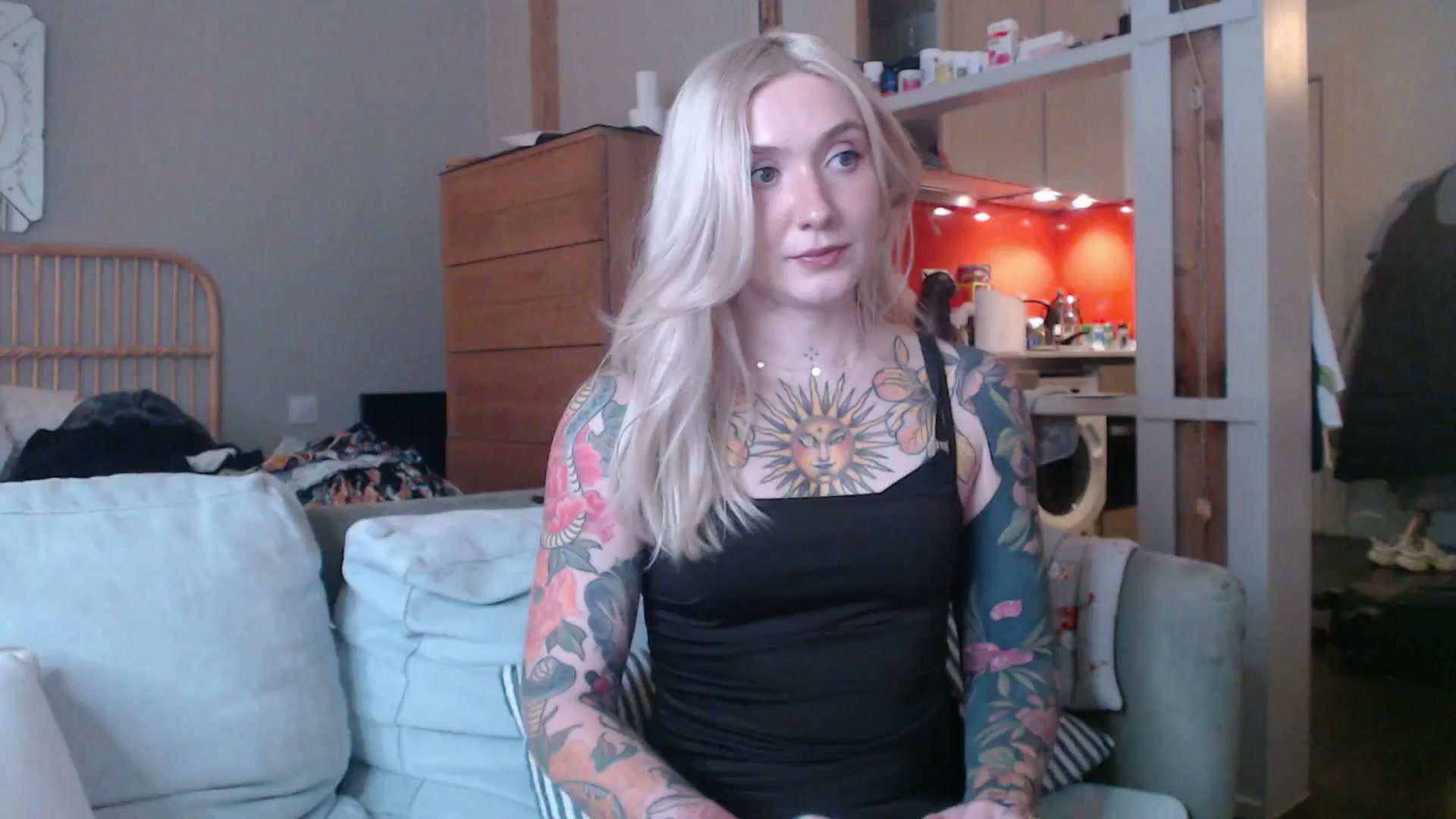 Gallery image thumbnail from Tattoo_bbgirl's myfreecams stream on, 03/26/2025, 19:49 image 2 of 20