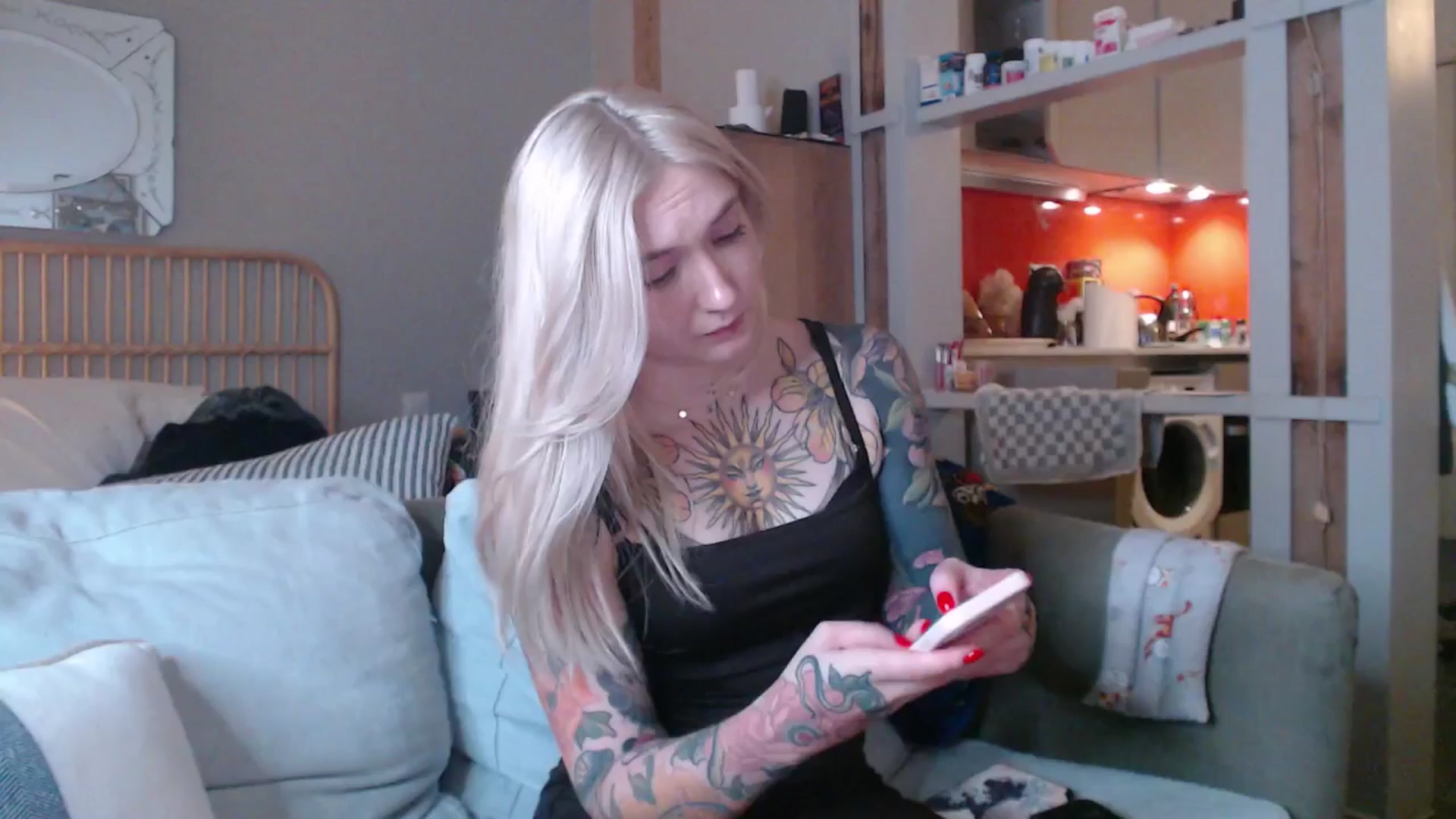 Gallery image thumbnail from Tattoo_bbgirl's myfreecams stream on, 03/26/2025, 19:49 image 13 of 20