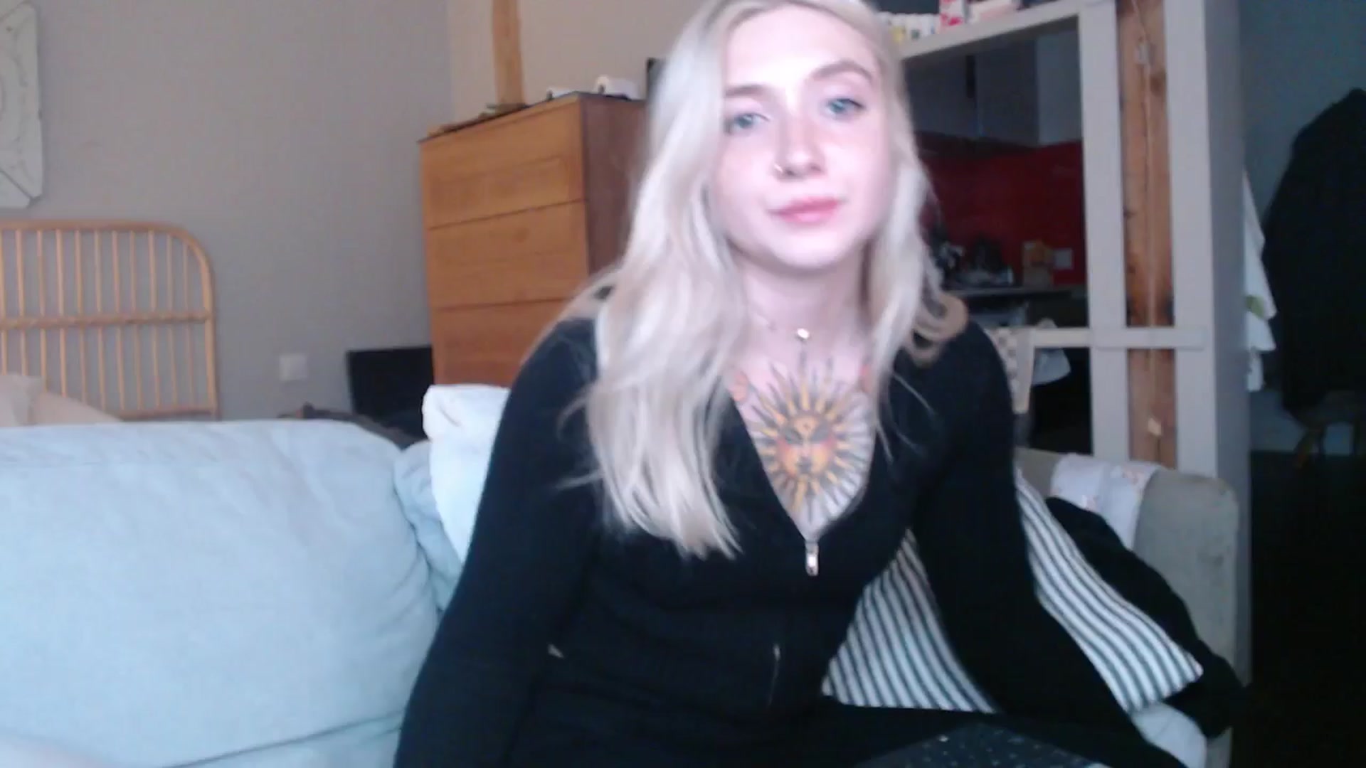 Gallery image thumbnail from Tattoo_bbgirl's myfreecams stream on, 03/29/2025, 17:33 image 16 of 20