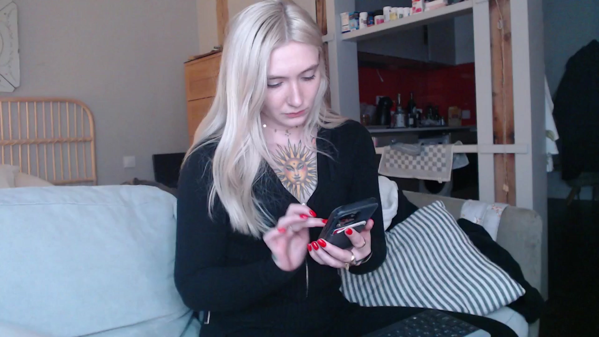 Gallery image thumbnail from Tattoo_bbgirl's myfreecams stream on, 03/29/2025, 17:33 image 12 of 20