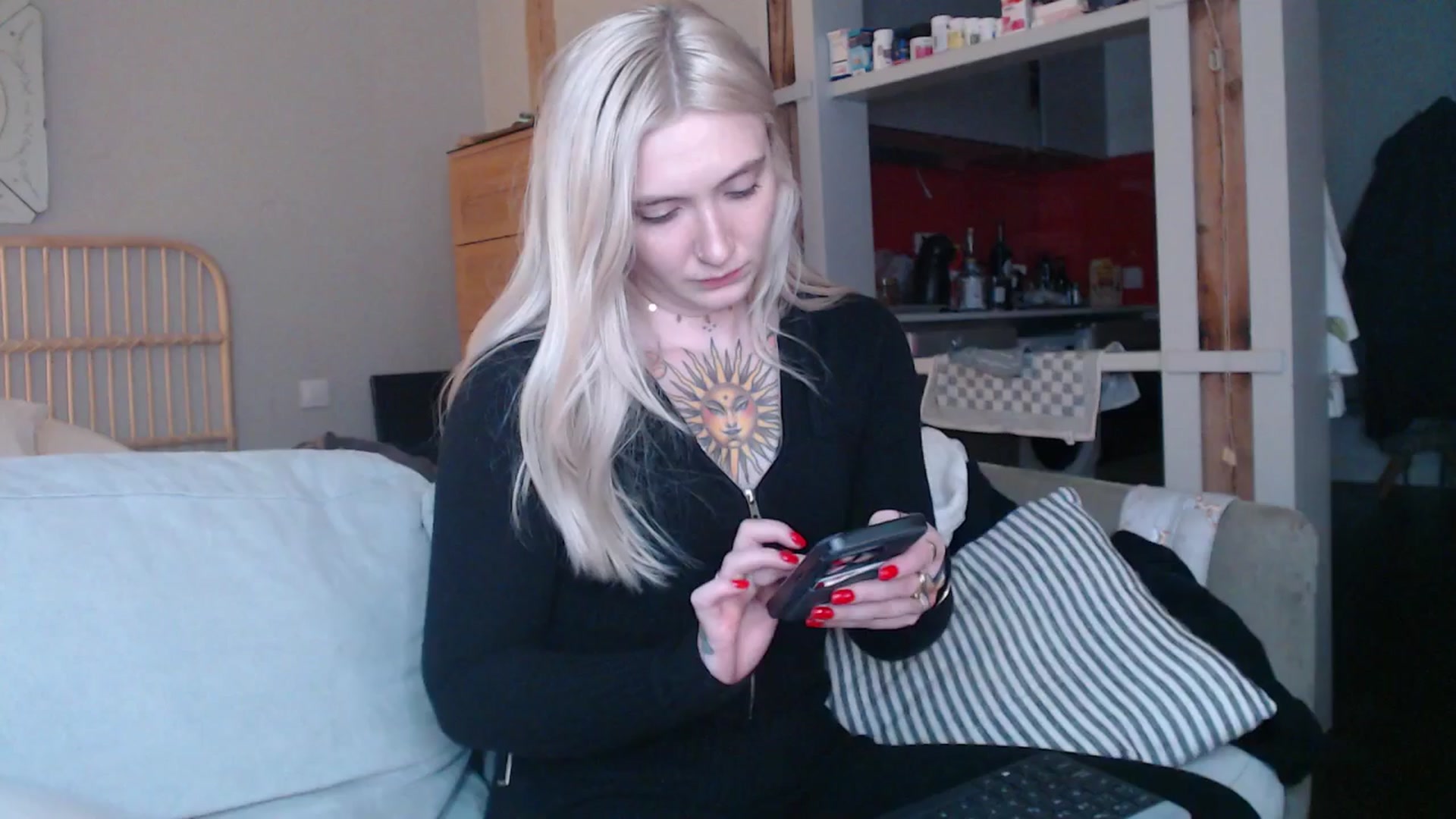 Gallery image thumbnail from Tattoo_bbgirl's myfreecams stream on, 03/29/2025, 17:33 image 13 of 20