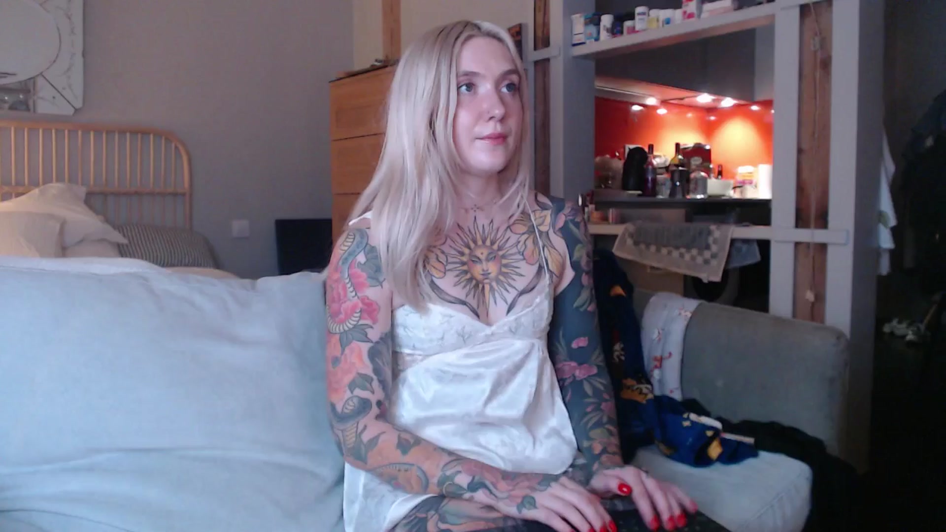 Gallery image thumbnail from Tattoo_bbgirl's myfreecams stream on, 03/31/2025, 20:15 image 15 of 20