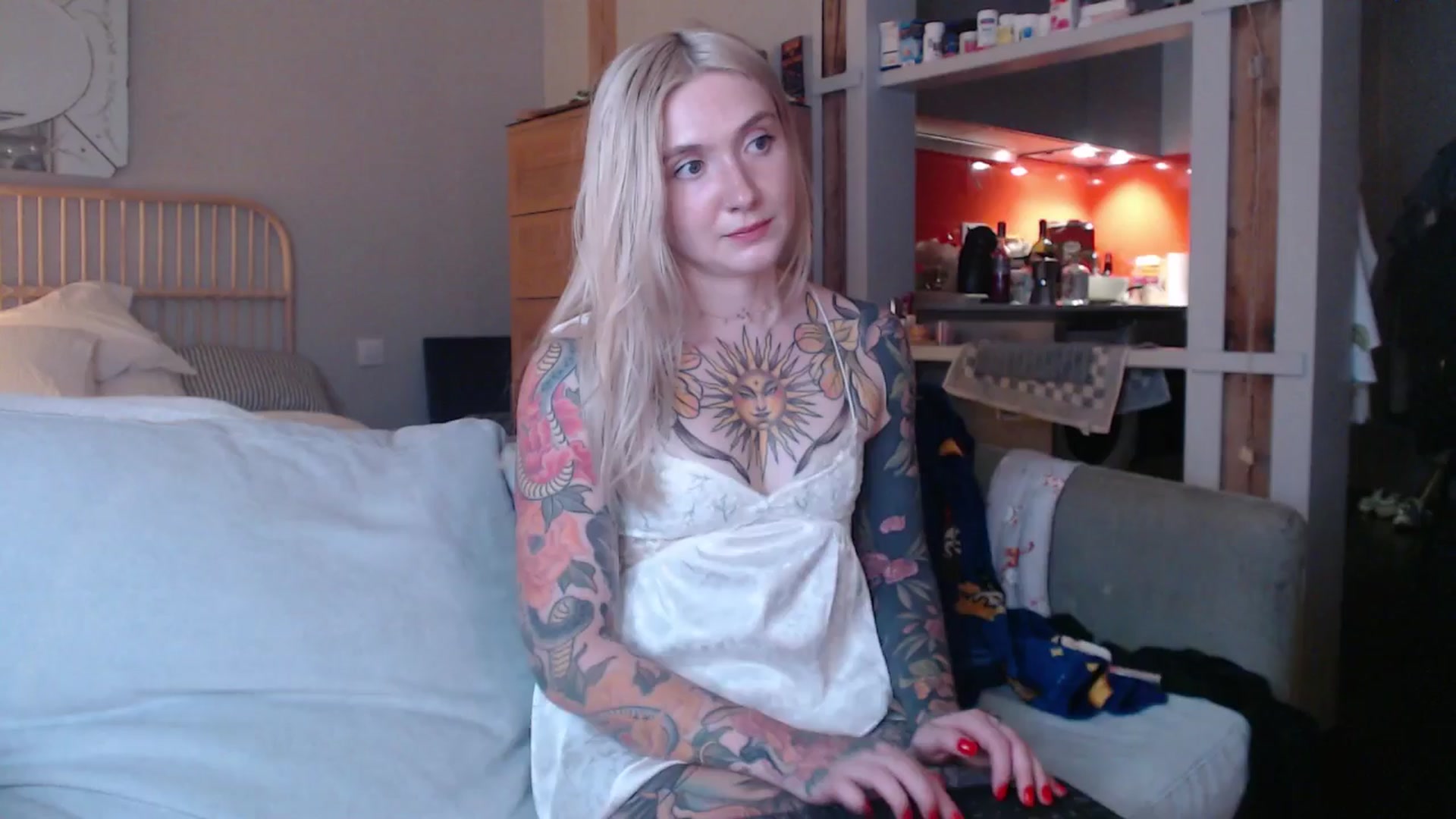 Gallery image thumbnail from Tattoo_bbgirl's myfreecams stream on, 03/31/2025, 20:15 image 16 of 20