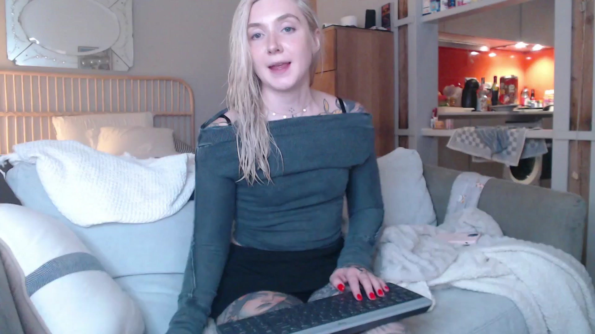 Gallery image thumbnail from Tattoo_bbgirl's myfreecams stream on, 04/02/2025, 18:10 image 3 of 20