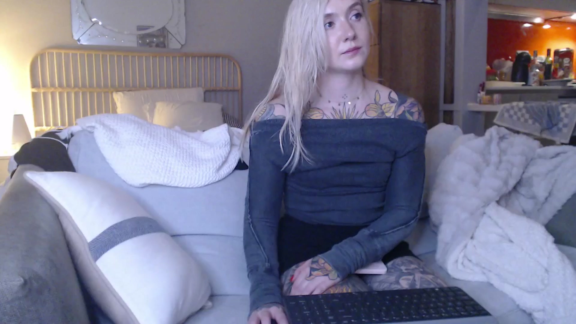 Gallery image thumbnail from Tattoo_bbgirl's myfreecams stream on, 04/02/2025, 18:10 image 15 of 20
