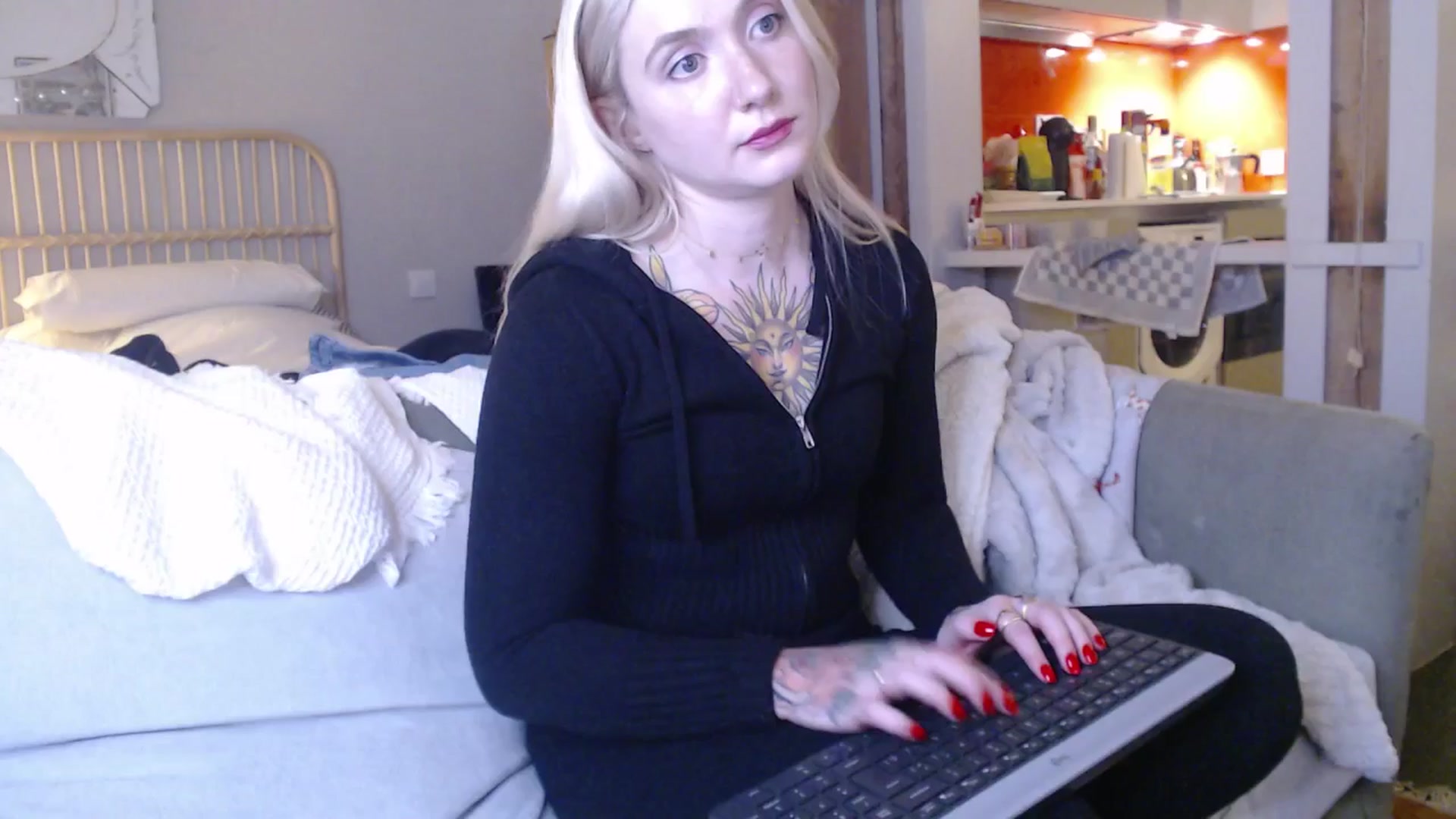 Gallery image thumbnail from Tattoo_bbgirl's myfreecams stream on, 04/03/2025, 19:23 image 11 of 20