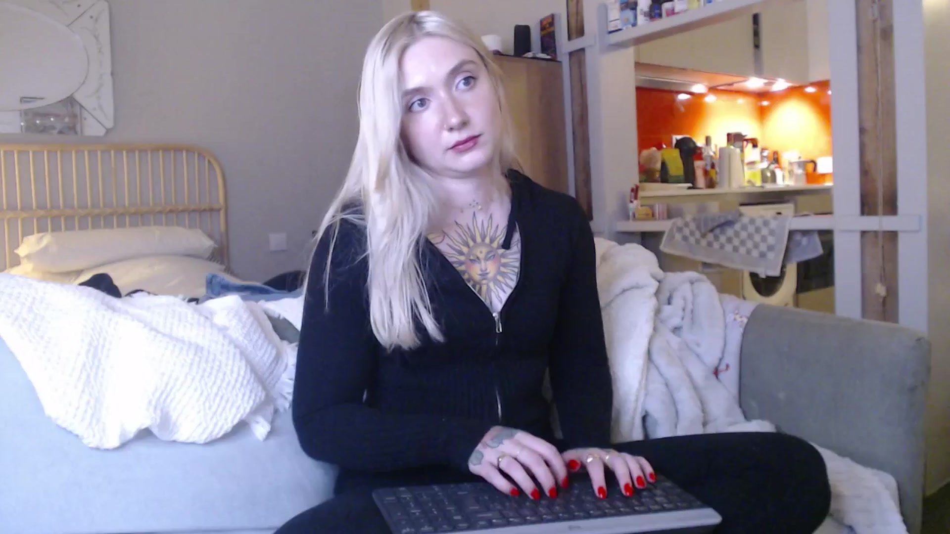 Gallery image thumbnail from Tattoo_bbgirl's myfreecams stream on, 04/03/2025, 19:23 image 13 of 20