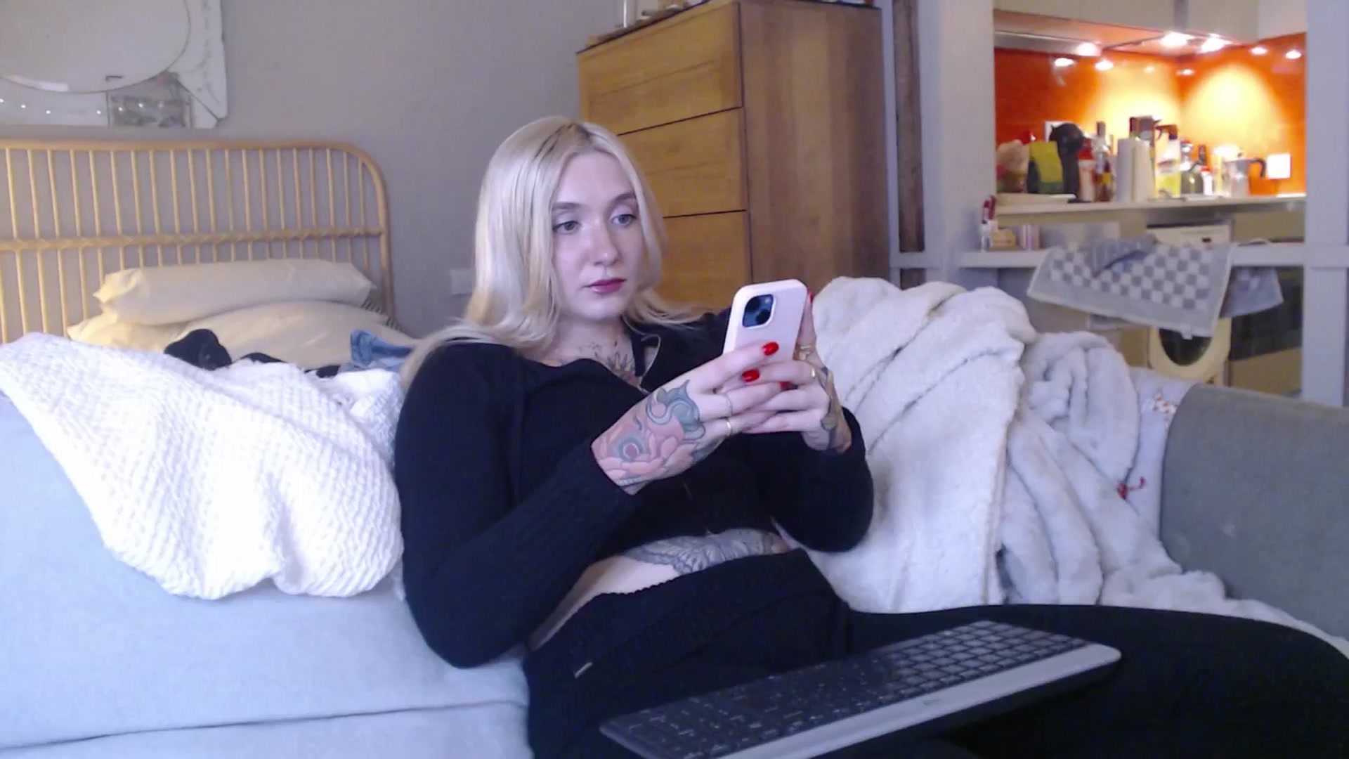Gallery image thumbnail from Tattoo_bbgirl's myfreecams stream on, 04/03/2025, 19:23 image 10 of 20