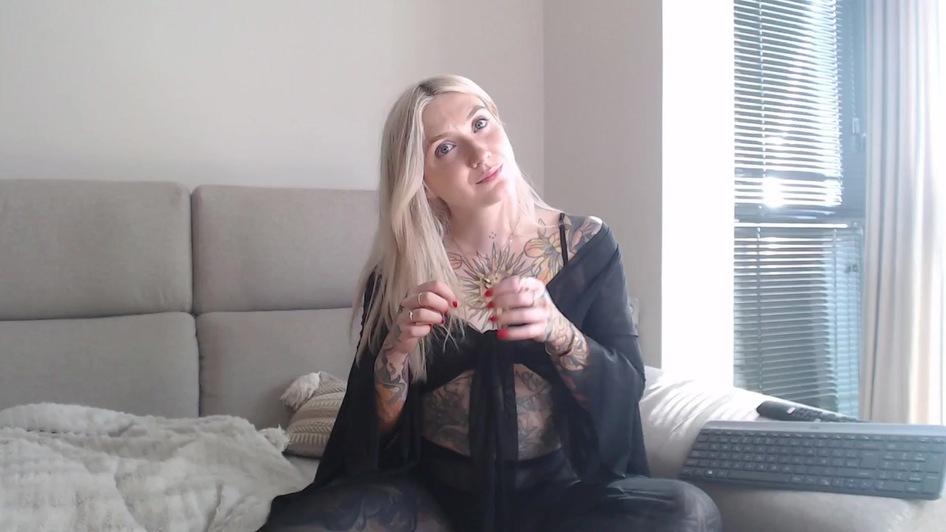 Gallery image thumbnail from Tattoo_bbgirl's myfreecams stream on, 04/10/2025, 16:57 image 4 of 20