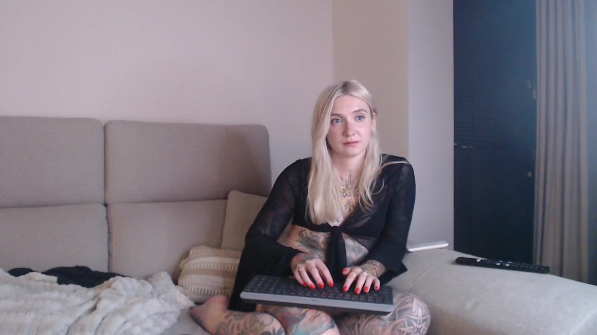 Gallery image thumbnail from Tattoo_bbgirl's myfreecams stream on, 04/10/2025, 22:04 image 12 of 20