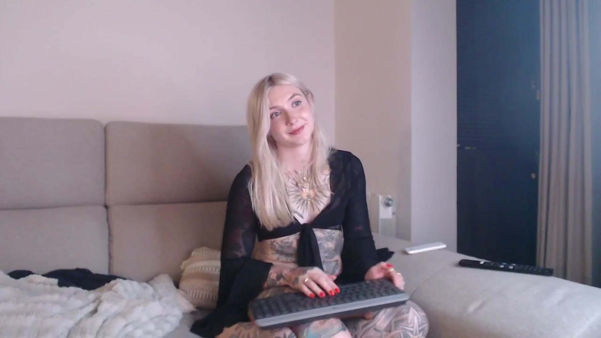 Gallery image thumbnail from Tattoo_bbgirl's myfreecams stream on, 04/10/2025, 22:04 image 10 of 20