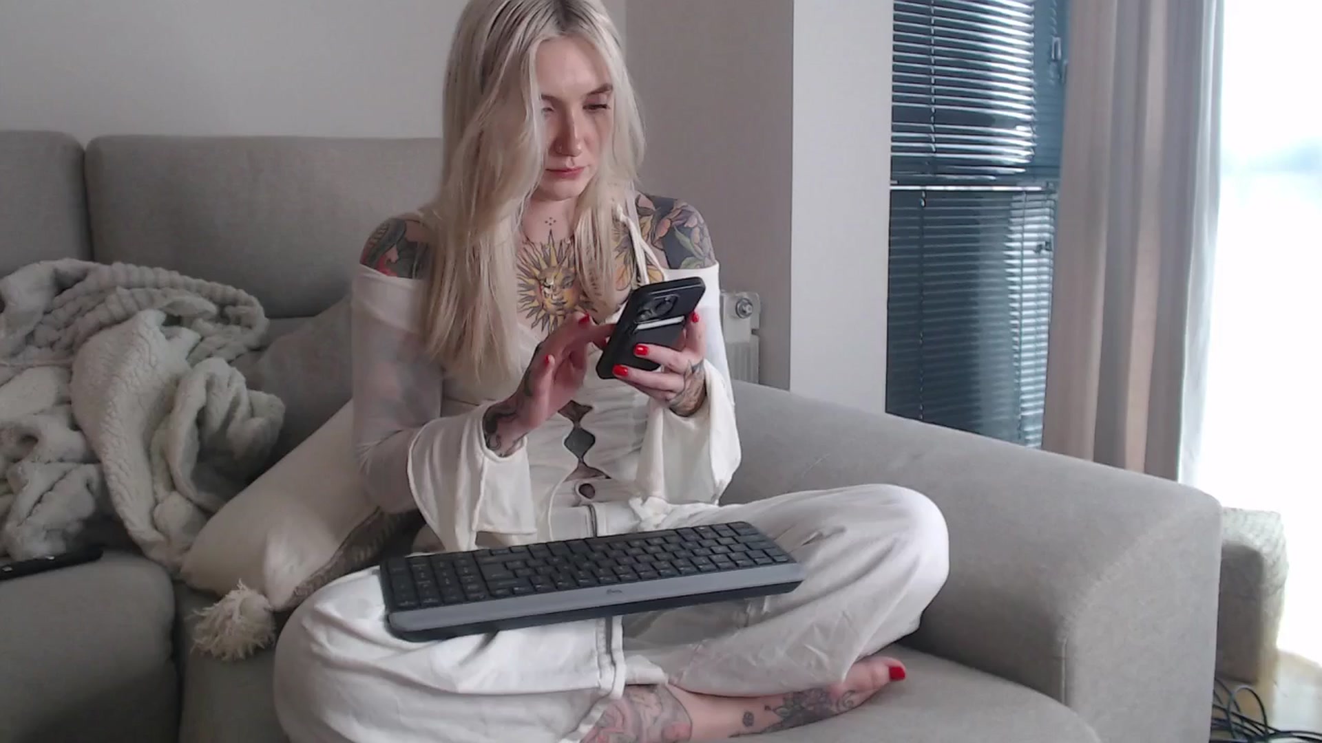 Gallery image thumbnail from Tattoo_bbgirl's myfreecams stream on, 04/12/2025, 22:26 image 2 of 20