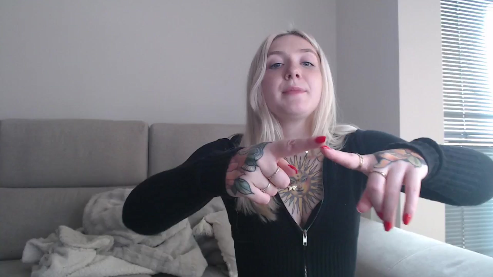 Gallery image thumbnail from Tattoo_bbgirl's myfreecams stream on, 04/16/2025, 15:38 image 19 of 20
