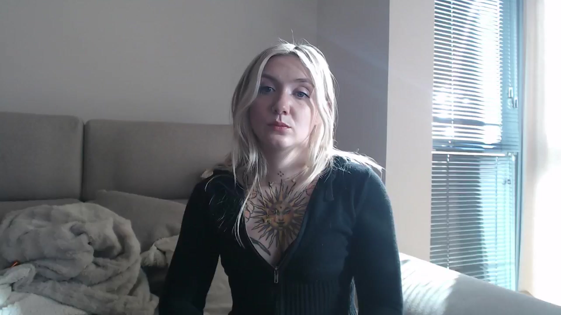 Gallery image thumbnail from Tattoo_bbgirl's myfreecams stream on, 04/16/2025, 16:23 image 12 of 20