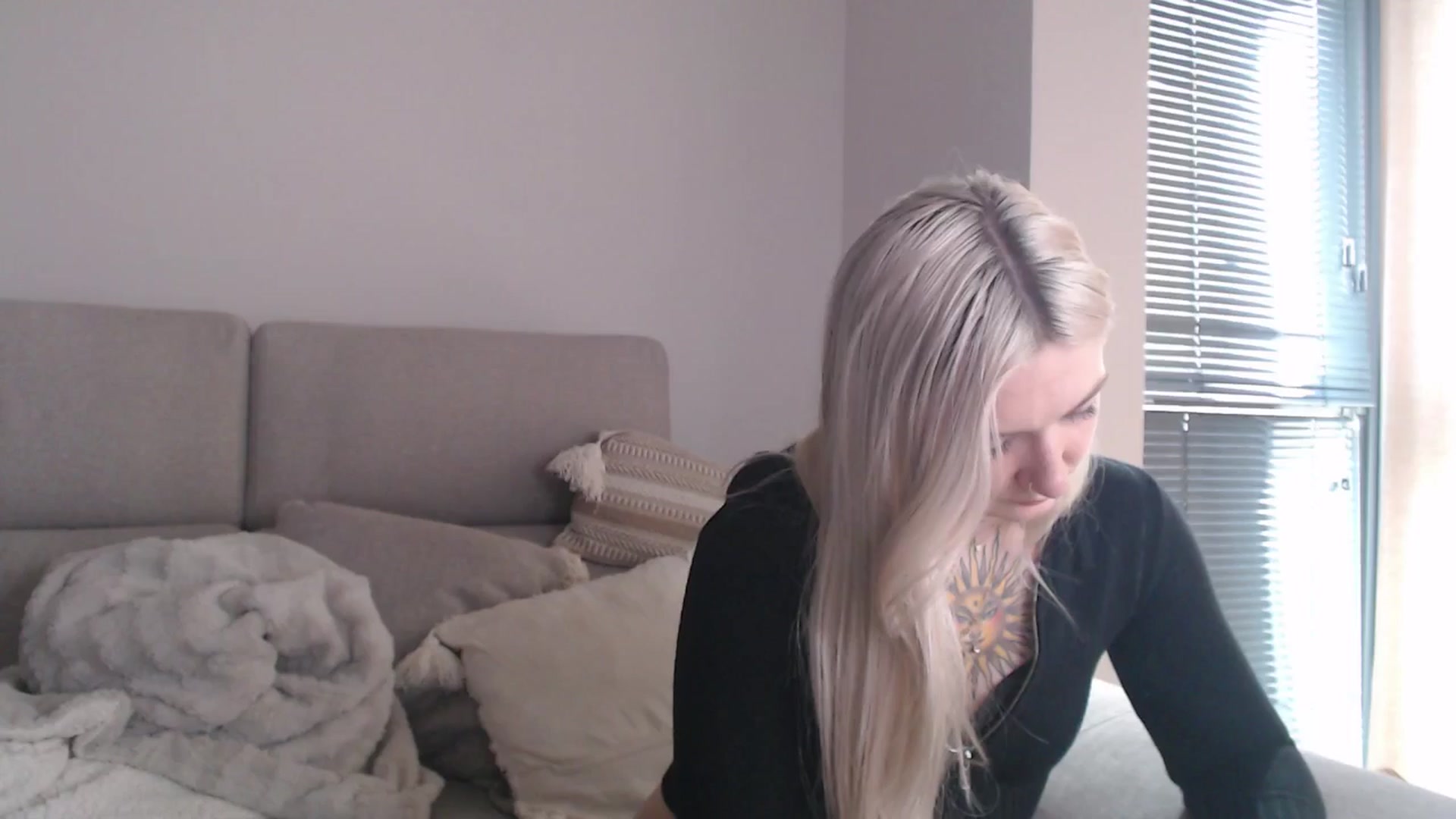 Gallery image thumbnail from Tattoo_bbgirl's myfreecams stream on, 04/16/2025, 16:23 image 2 of 20