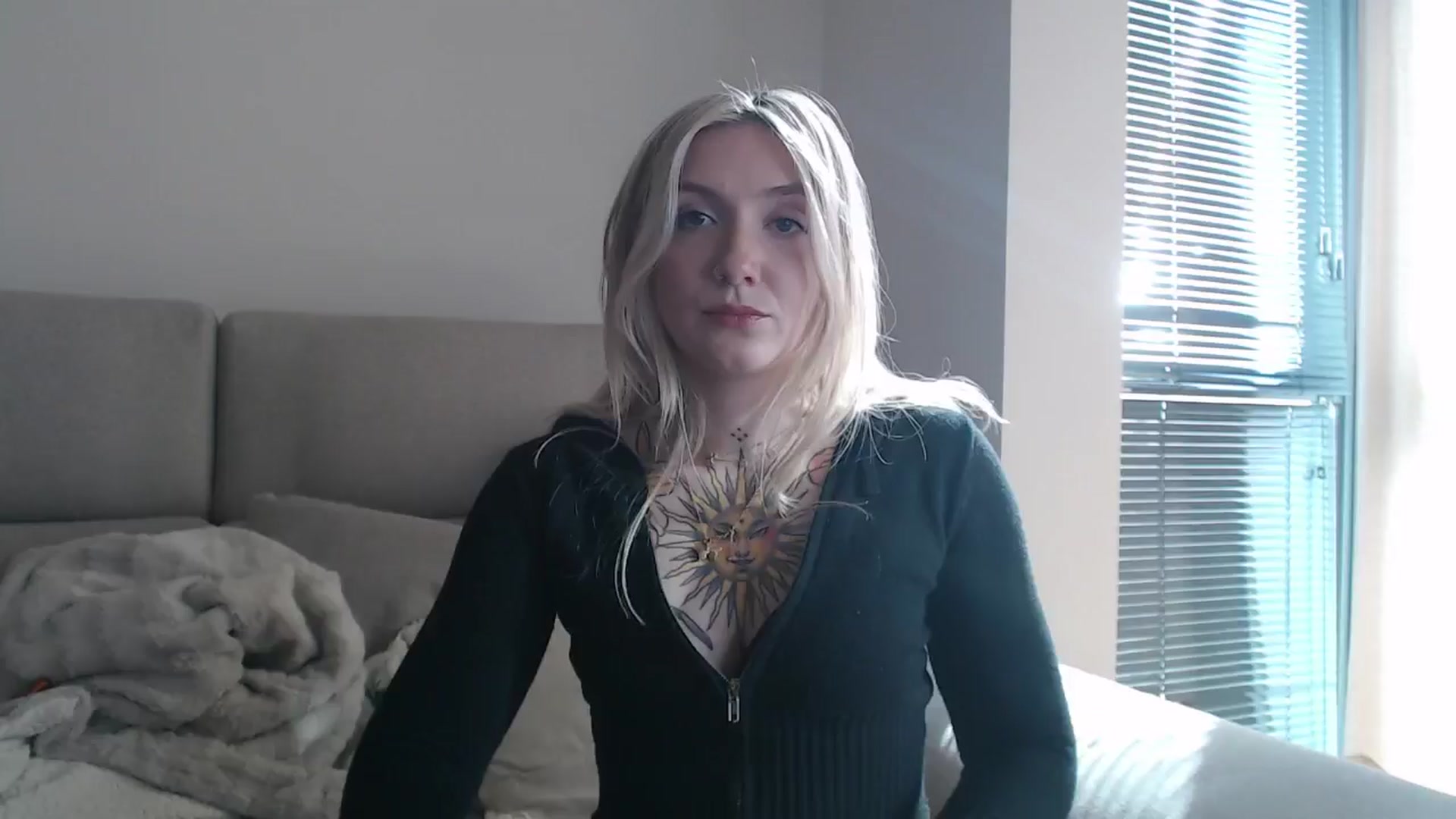 Gallery image thumbnail from Tattoo_bbgirl's myfreecams stream on, 04/16/2025, 16:23 image 9 of 20