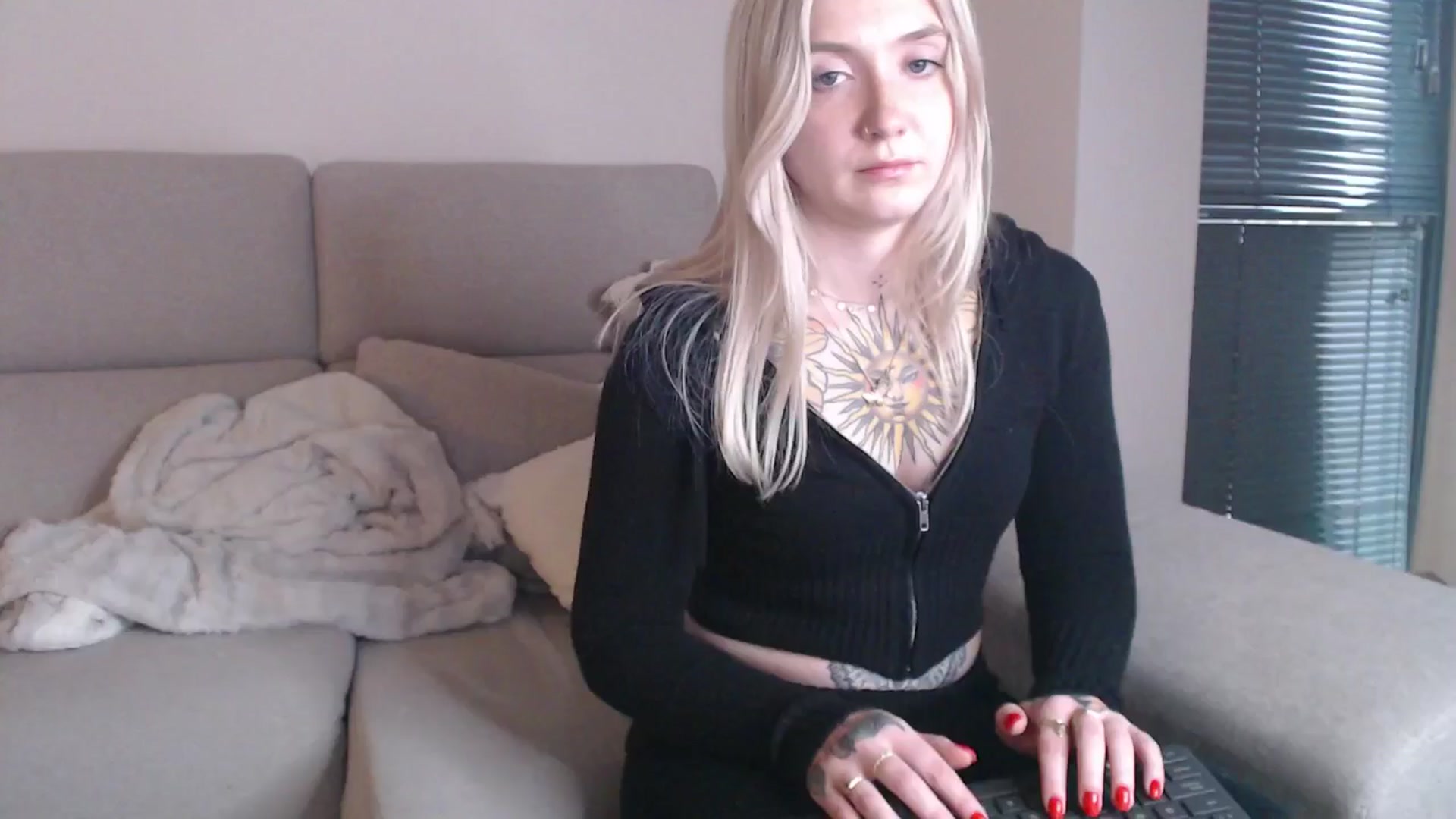 Gallery image thumbnail from Tattoo_bbgirl's myfreecams stream on, 04/16/2025, 19:26 image 9 of 20