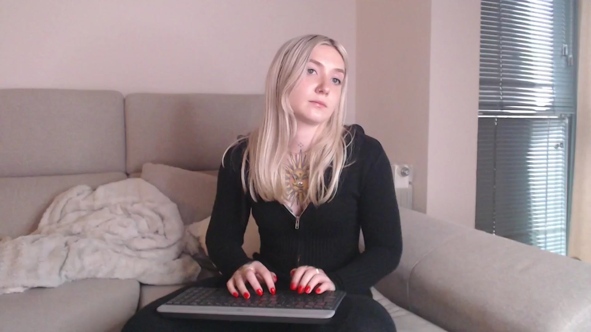 Gallery image thumbnail from Tattoo_bbgirl's myfreecams stream on, 04/16/2025, 19:26 image 12 of 20
