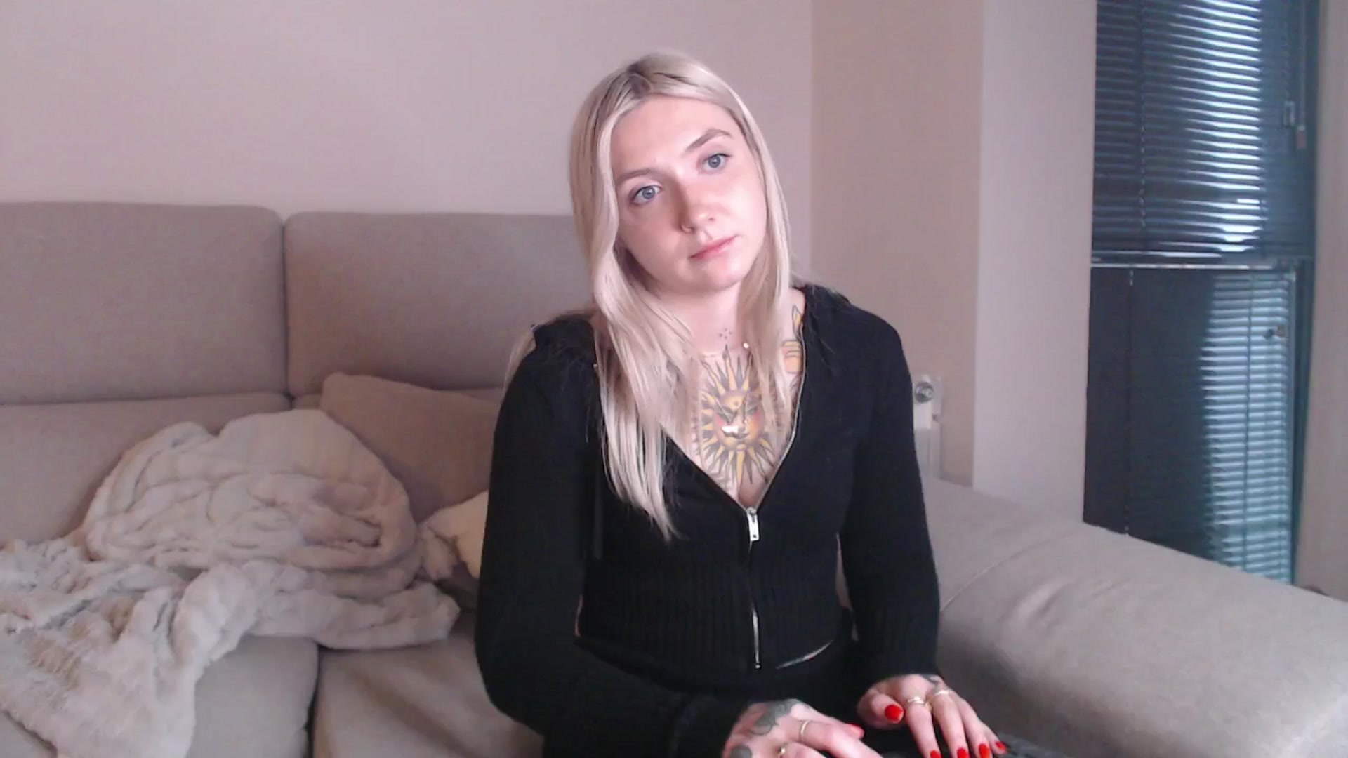 Gallery image thumbnail from Tattoo_bbgirl's myfreecams stream on, 04/16/2025, 19:26 image 16 of 20