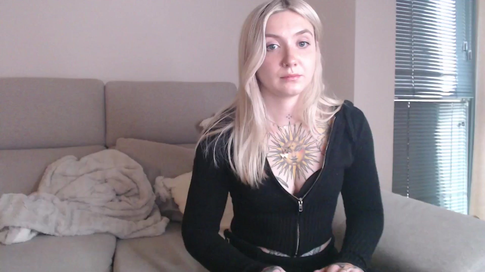 Gallery image thumbnail from Tattoo_bbgirl's myfreecams stream on, 04/16/2025, 19:26 image 3 of 20