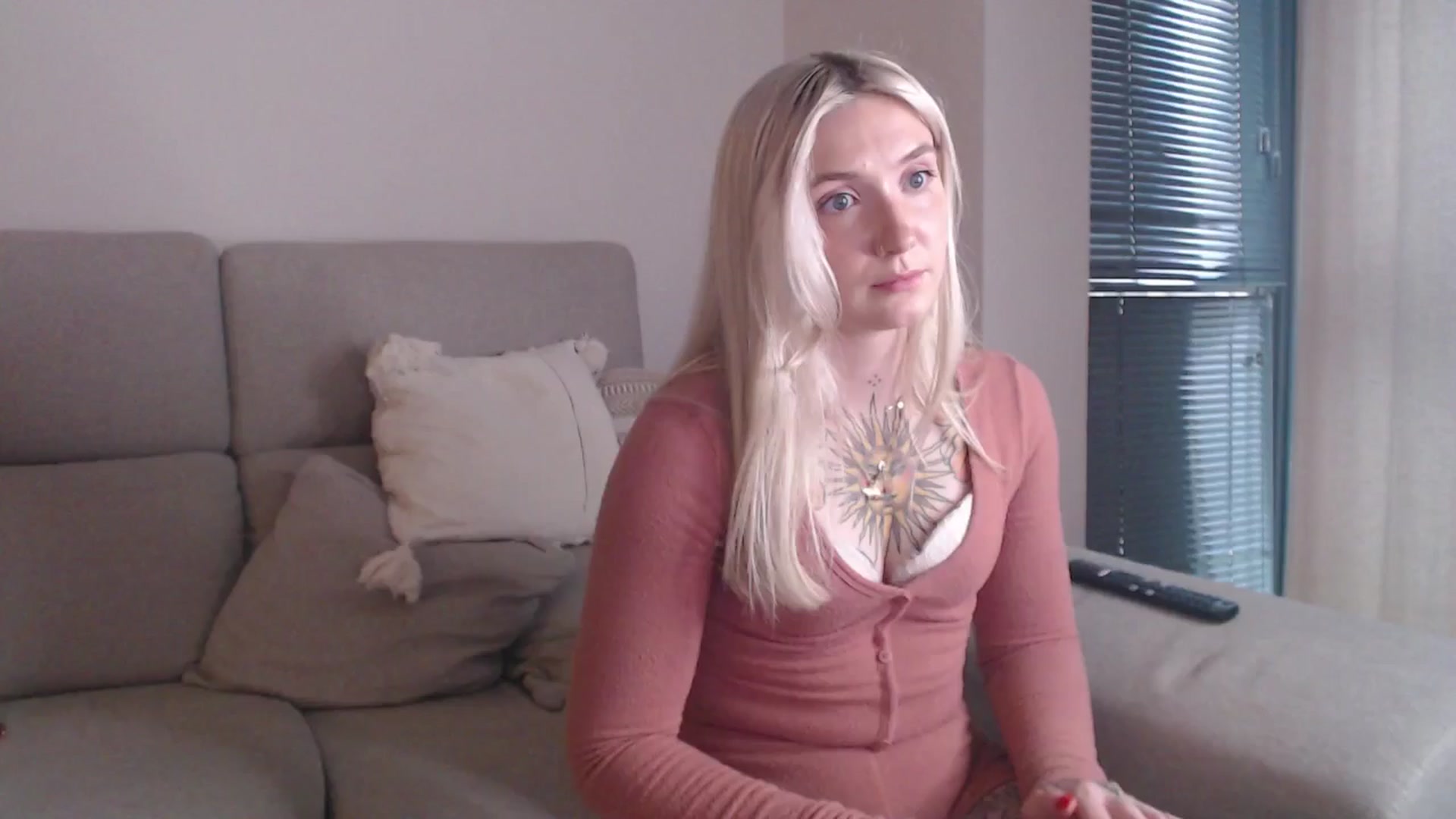 Gallery image thumbnail from Tattoo_bbgirl's myfreecams stream on, 04/17/2025, 18:41 image 17 of 20