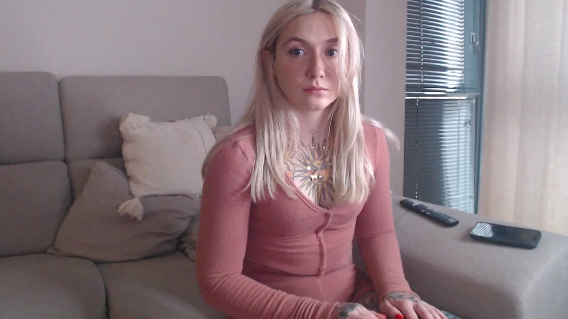 Gallery image thumbnail from Tattoo_bbgirl's myfreecams stream on, 04/17/2025, 18:41 image 9 of 20