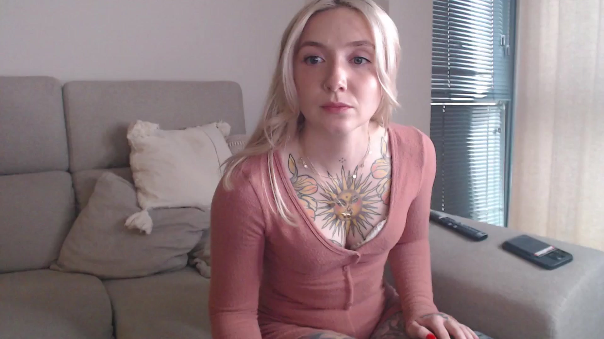 Gallery image thumbnail from Tattoo_bbgirl's myfreecams stream on, 04/17/2025, 18:41 image 6 of 20