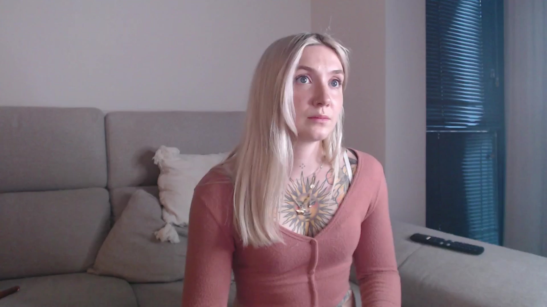 Gallery image thumbnail from Tattoo_bbgirl's myfreecams stream on, 04/17/2025, 19:40 image 2 of 20