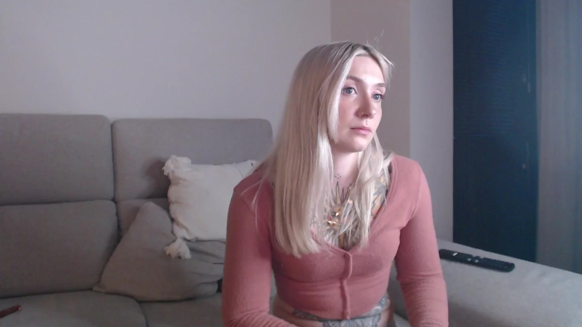 Gallery image thumbnail from Tattoo_bbgirl's myfreecams stream on, 04/17/2025, 19:40 image 11 of 20