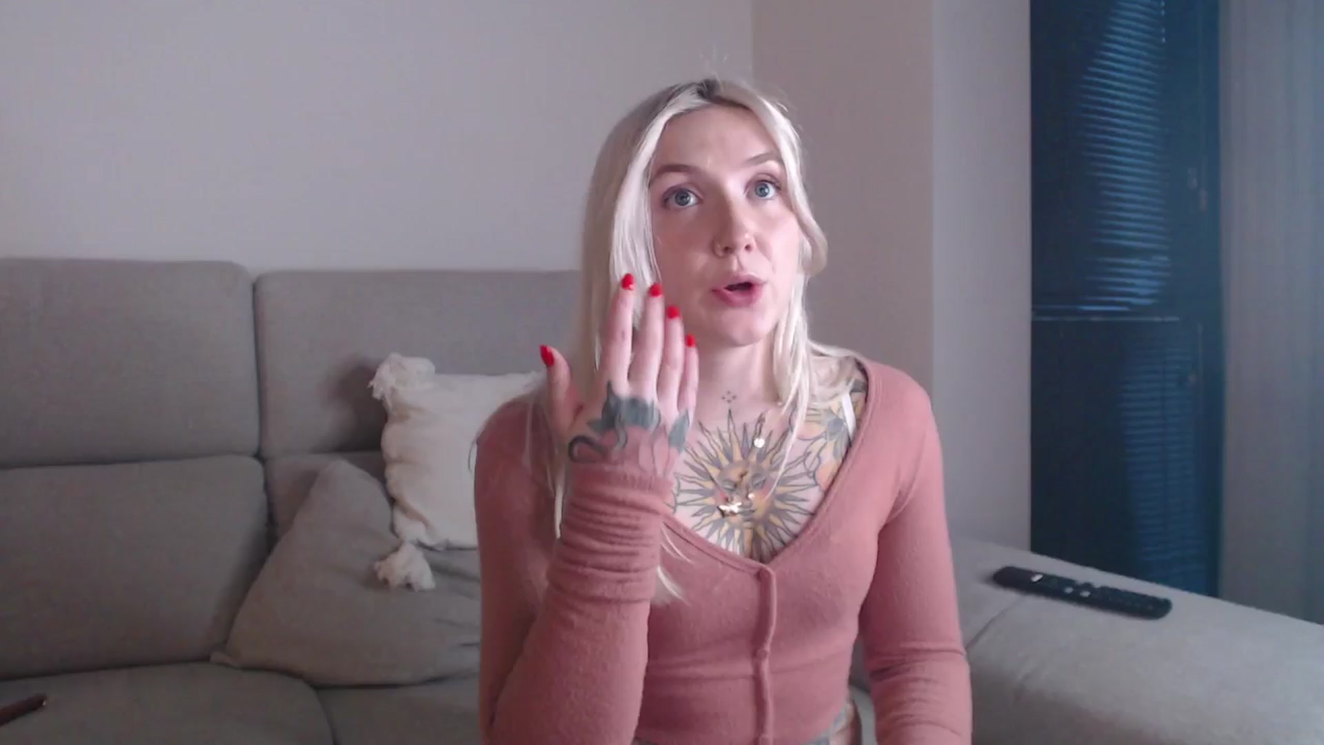 Gallery image thumbnail from Tattoo_bbgirl's myfreecams stream on, 04/17/2025, 19:40 image 6 of 20