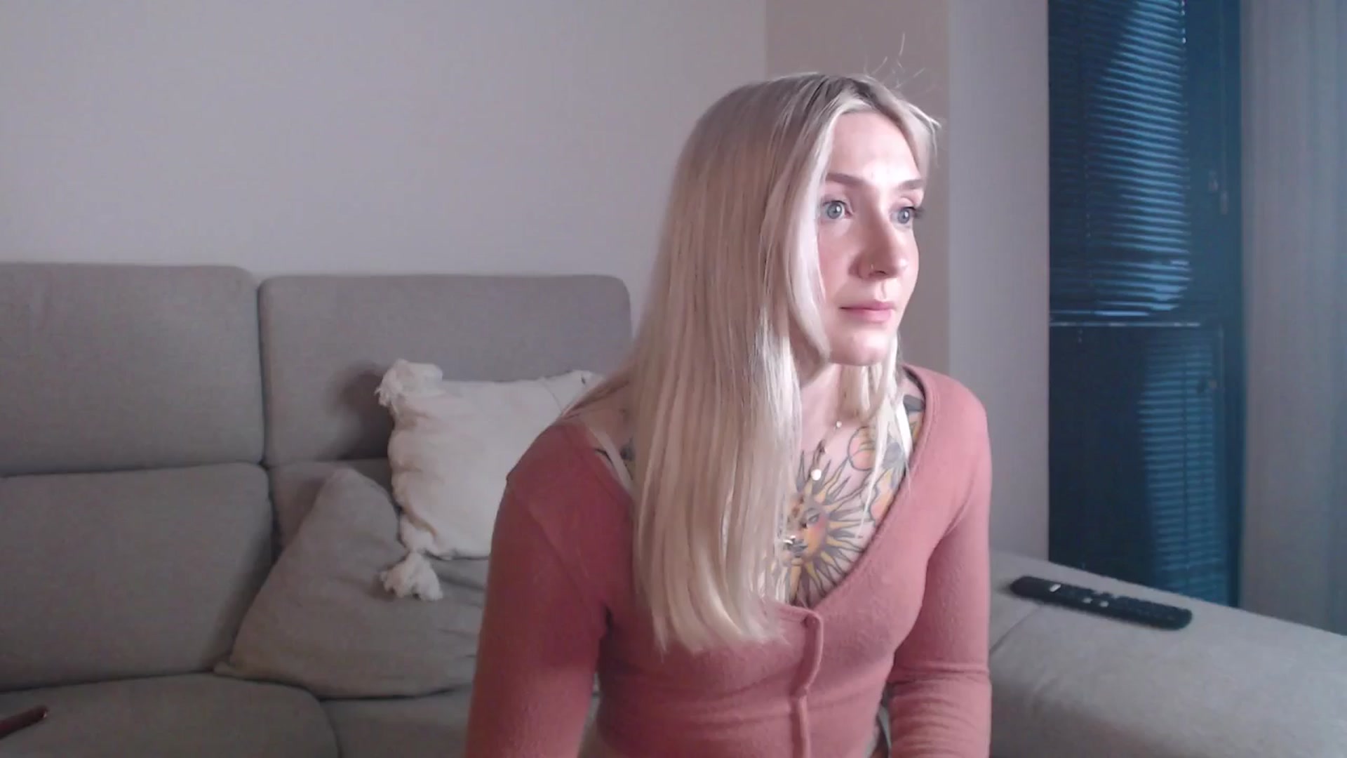 Gallery image thumbnail from Tattoo_bbgirl's myfreecams stream on, 04/17/2025, 19:40 image 4 of 20