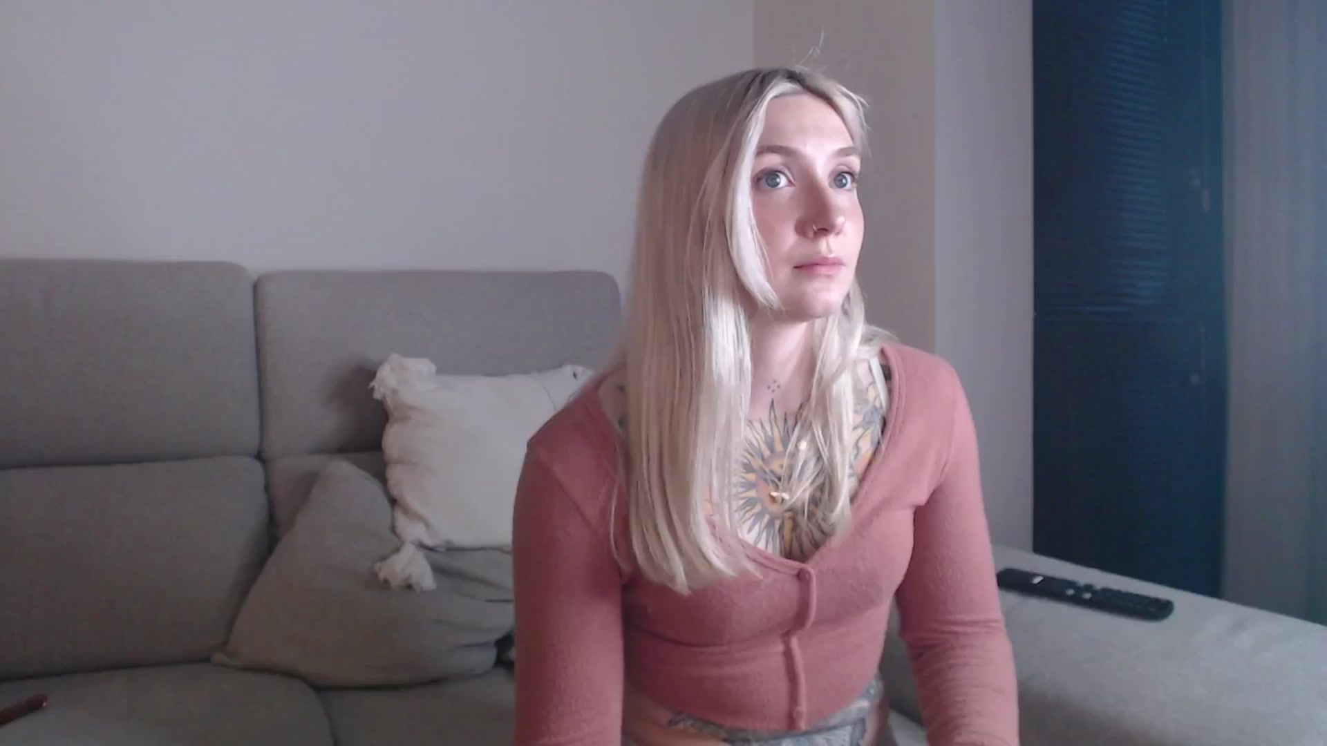 Gallery image thumbnail from Tattoo_bbgirl's myfreecams stream on, 04/17/2025, 19:40 image 9 of 20