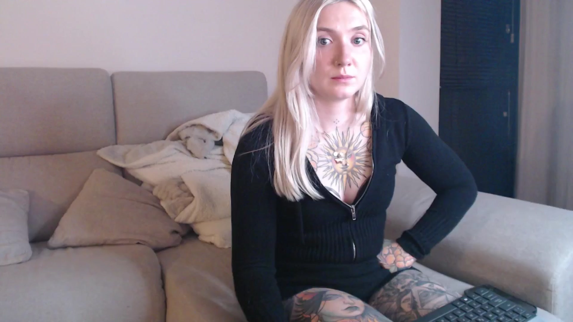 Gallery image thumbnail from Tattoo_bbgirl's myfreecams stream on, 04/19/2025, 20:08 image 11 of 20
