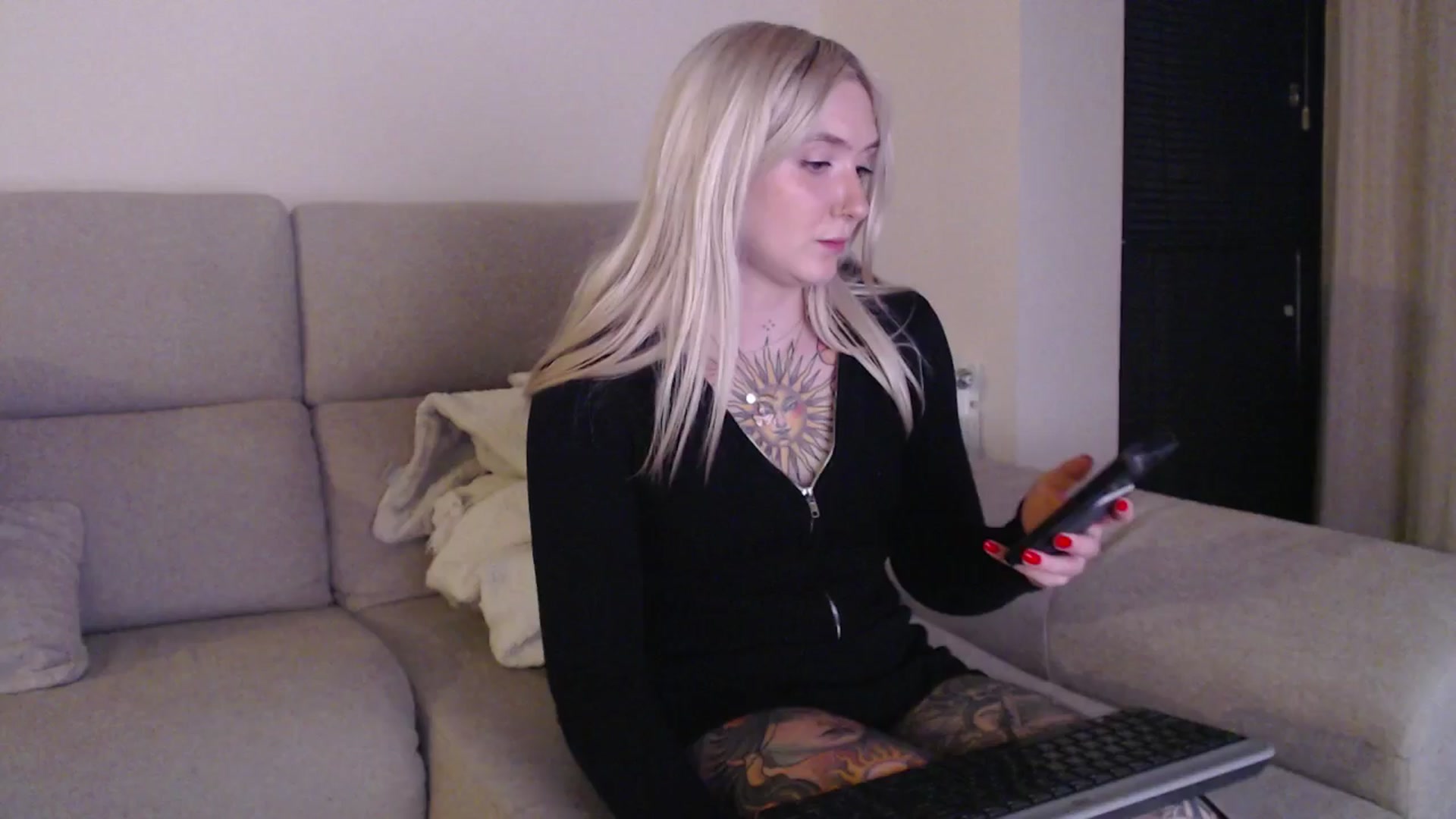 Gallery image thumbnail from Tattoo_bbgirl's myfreecams stream on, 04/19/2025, 20:41 image 8 of 20