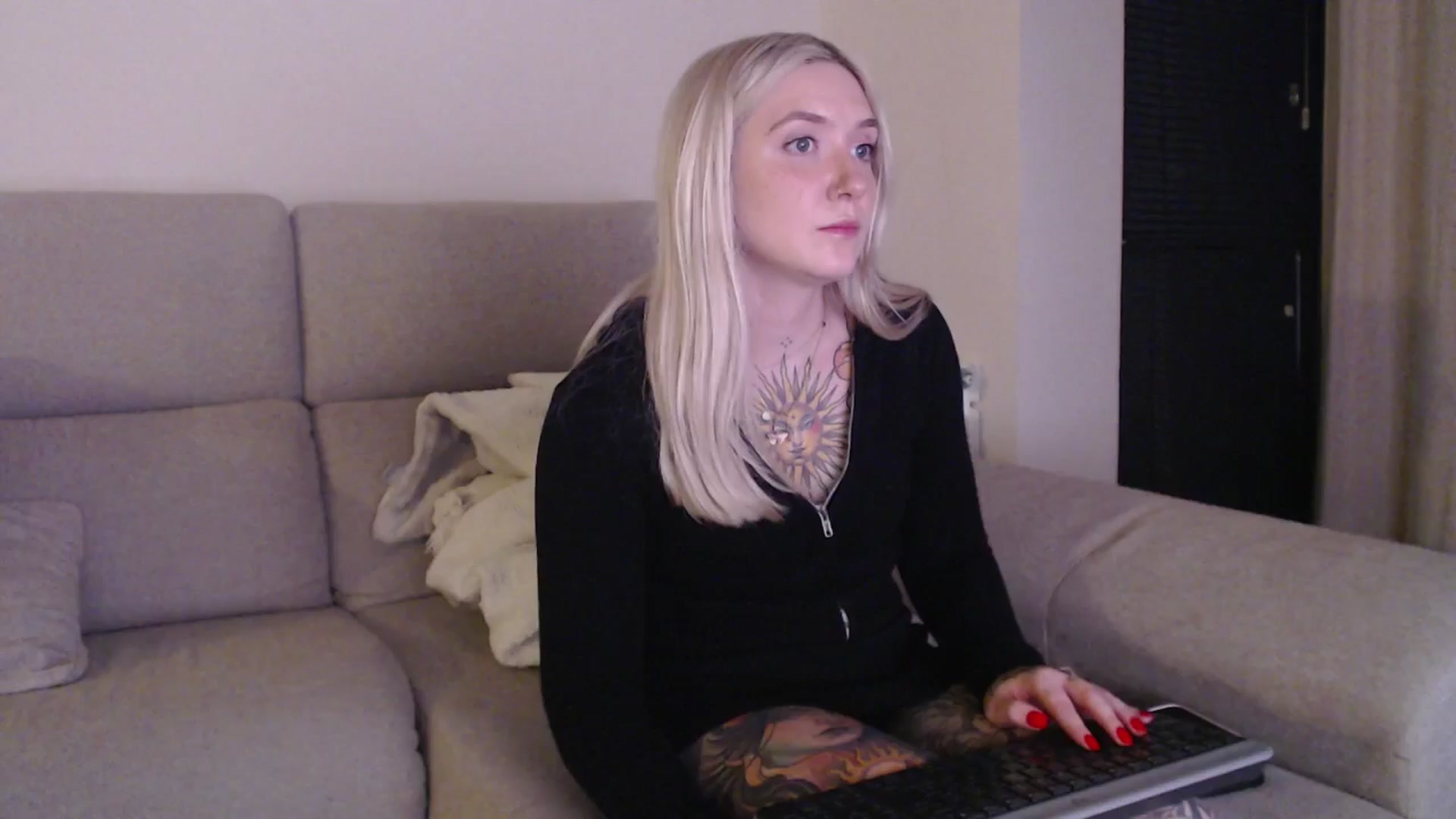 Gallery image thumbnail from Tattoo_bbgirl's myfreecams stream on, 04/19/2025, 20:41 image 6 of 20