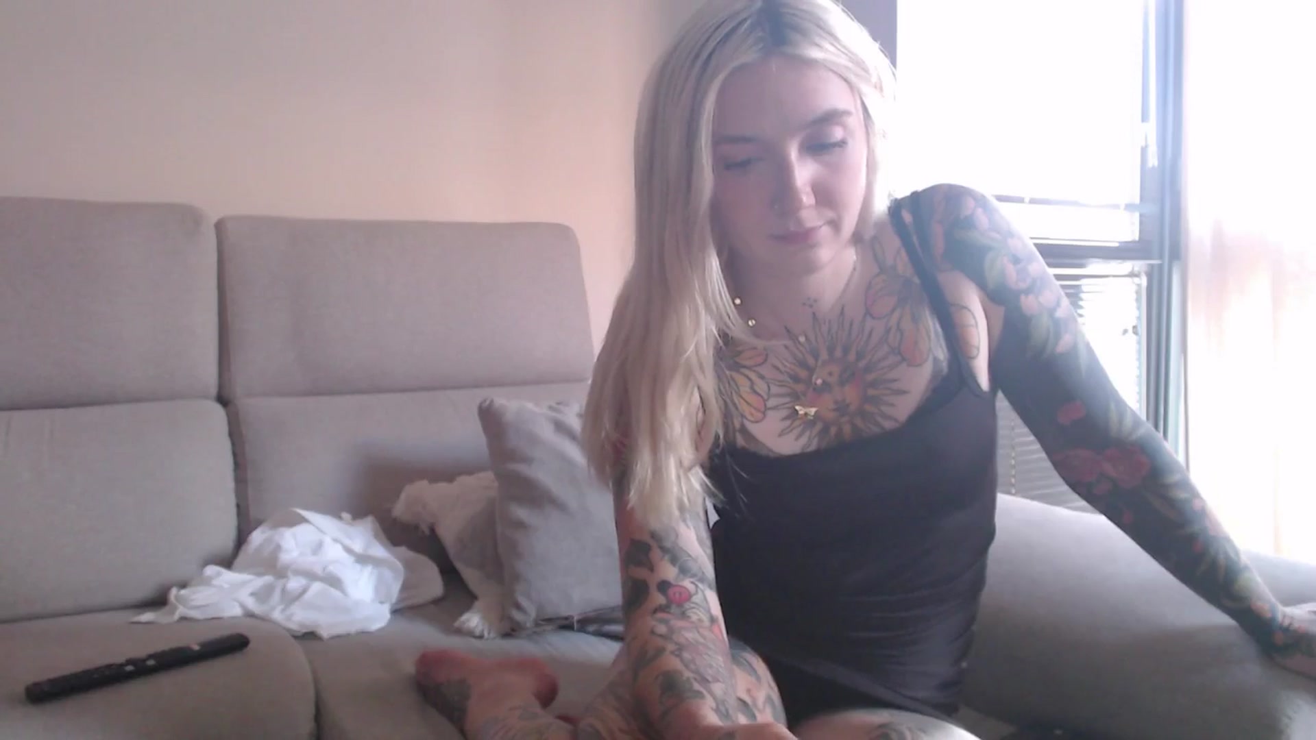 Gallery image thumbnail from Tattoo_bbgirl's myfreecams stream on, 04/26/2025, 17:38 image 11 of 20