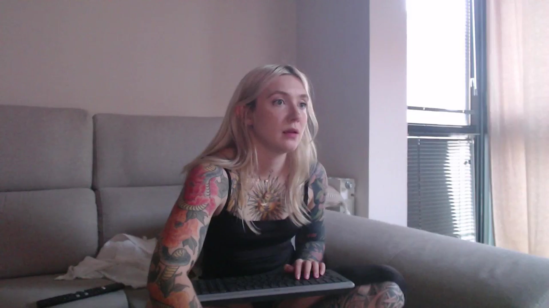 Gallery image thumbnail from Tattoo_bbgirl's myfreecams stream on, 04/26/2025, 20:01 image 5 of 20