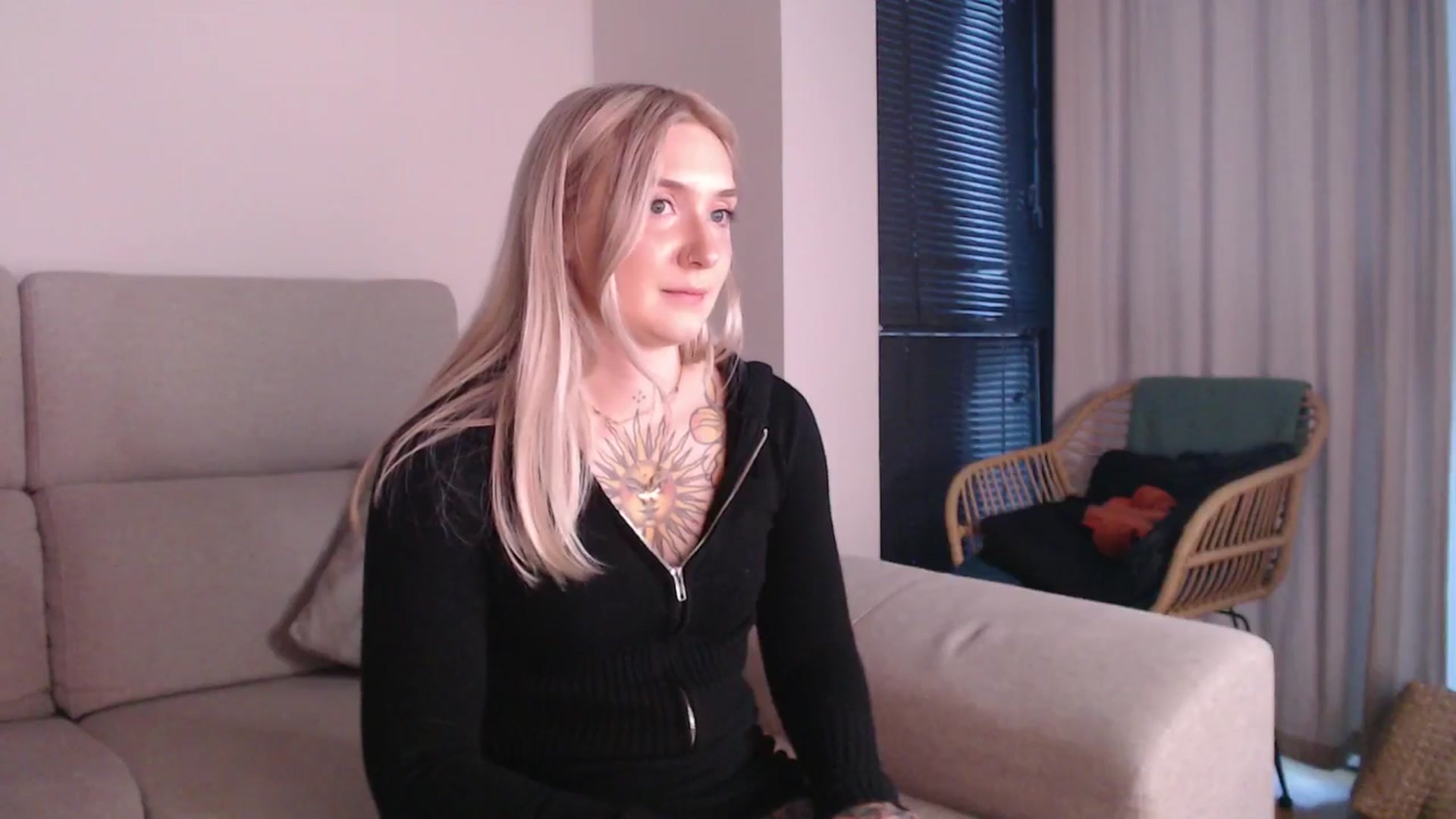 Gallery image thumbnail from Tattoo_bbgirl's myfreecams stream on, 05/03/2025, 19:35 image 15 of 20