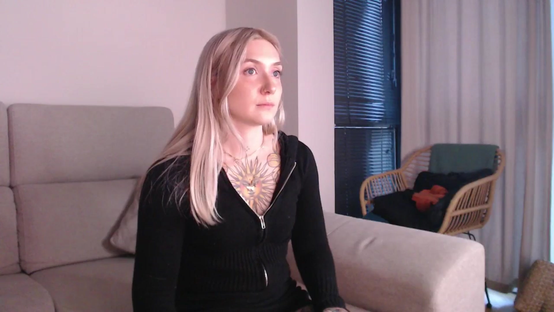 Gallery image thumbnail from Tattoo_bbgirl's myfreecams stream on, 05/03/2025, 19:35 image 13 of 20