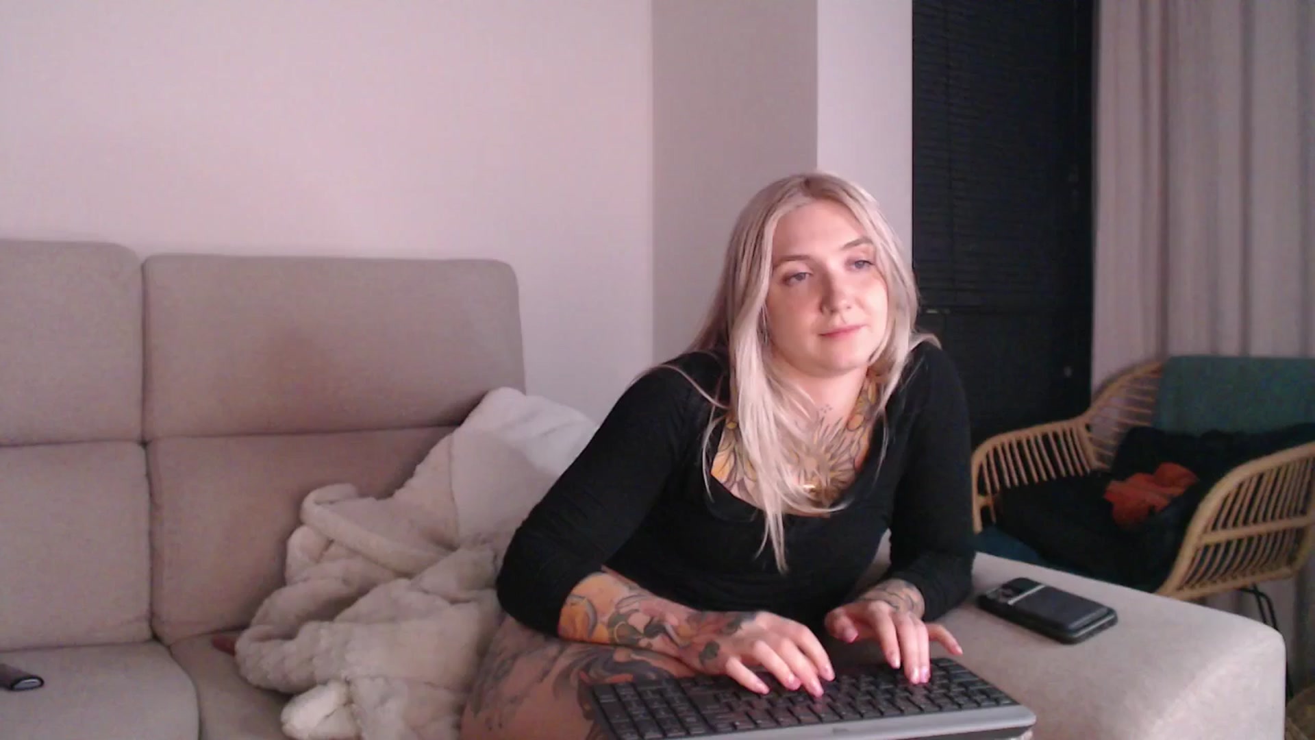 Gallery image thumbnail from Tattoo_bbgirl's myfreecams stream on, 05/07/2025, 22:03 image 18 of 20