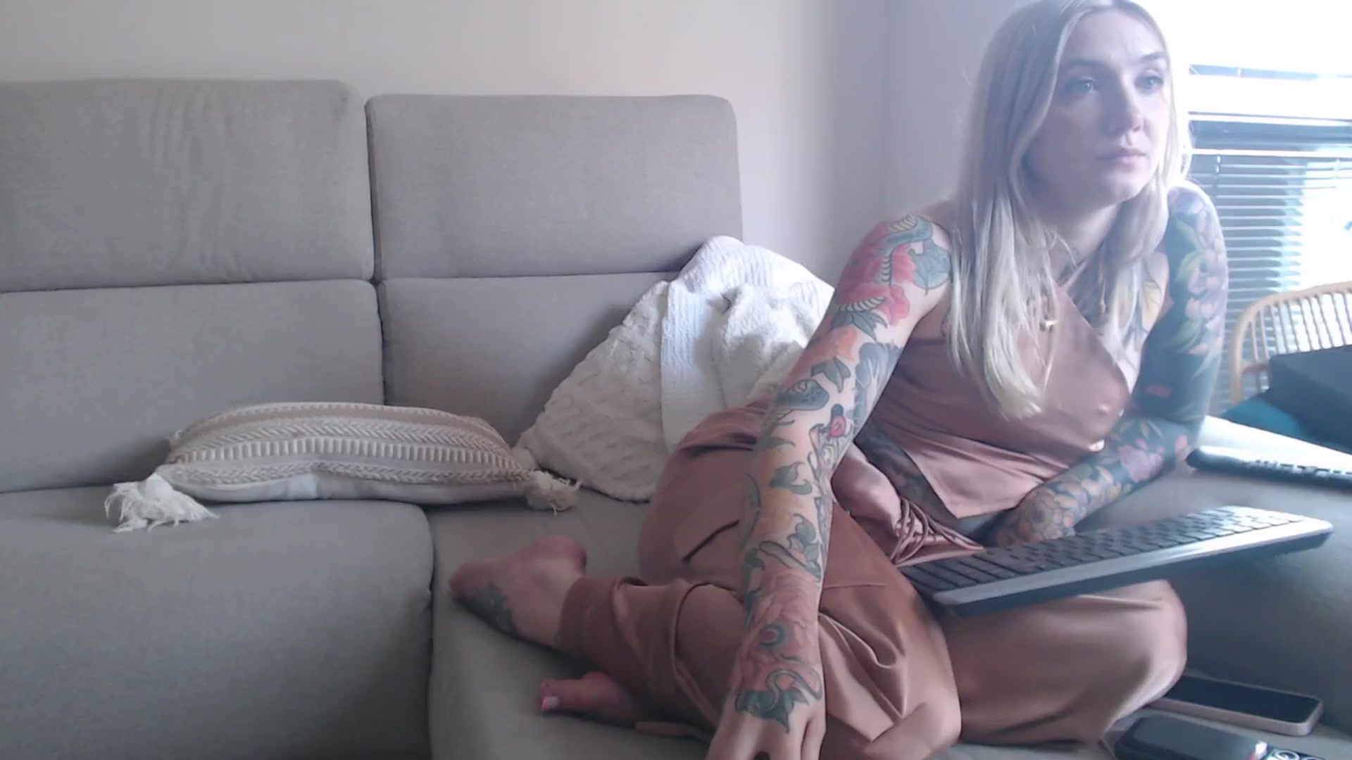 Gallery image thumbnail from Tattoo_bbgirl's myfreecams stream on, 05/08/2025, 17:12 image 10 of 20