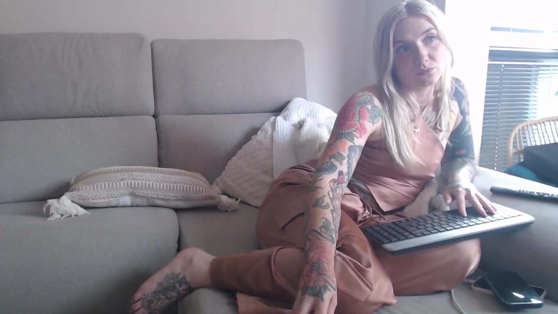 Gallery image thumbnail from Tattoo_bbgirl's myfreecams stream on, 05/08/2025, 17:12 image 5 of 20