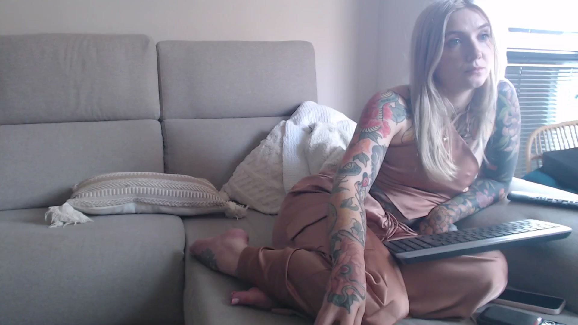 Gallery image thumbnail from Tattoo_bbgirl's myfreecams stream on, 05/08/2025, 17:12 image 11 of 20