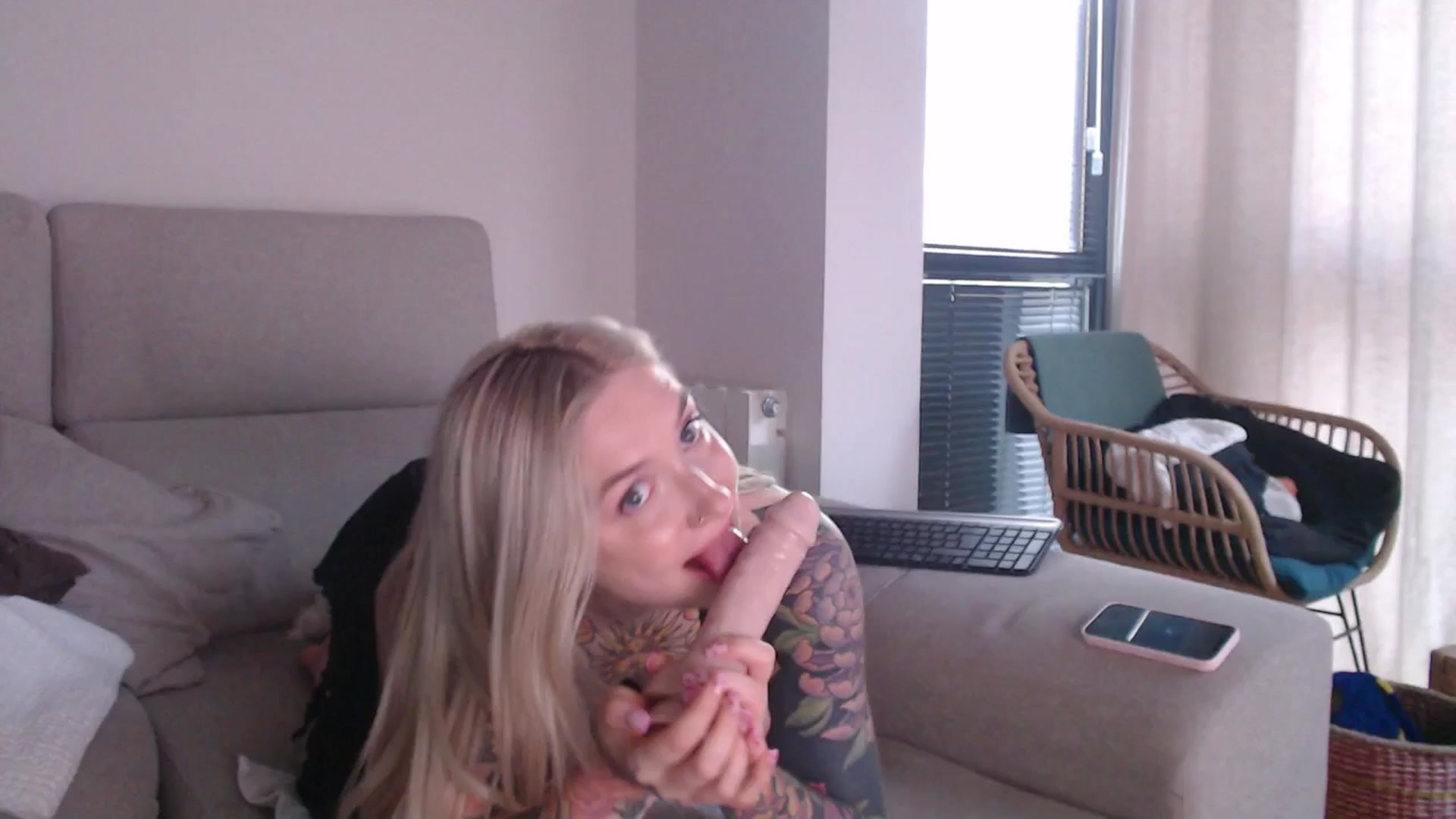Gallery image thumbnail from Tattoo_bbgirl's myfreecams stream on, 05/12/2025, 19:31 image 15 of 20