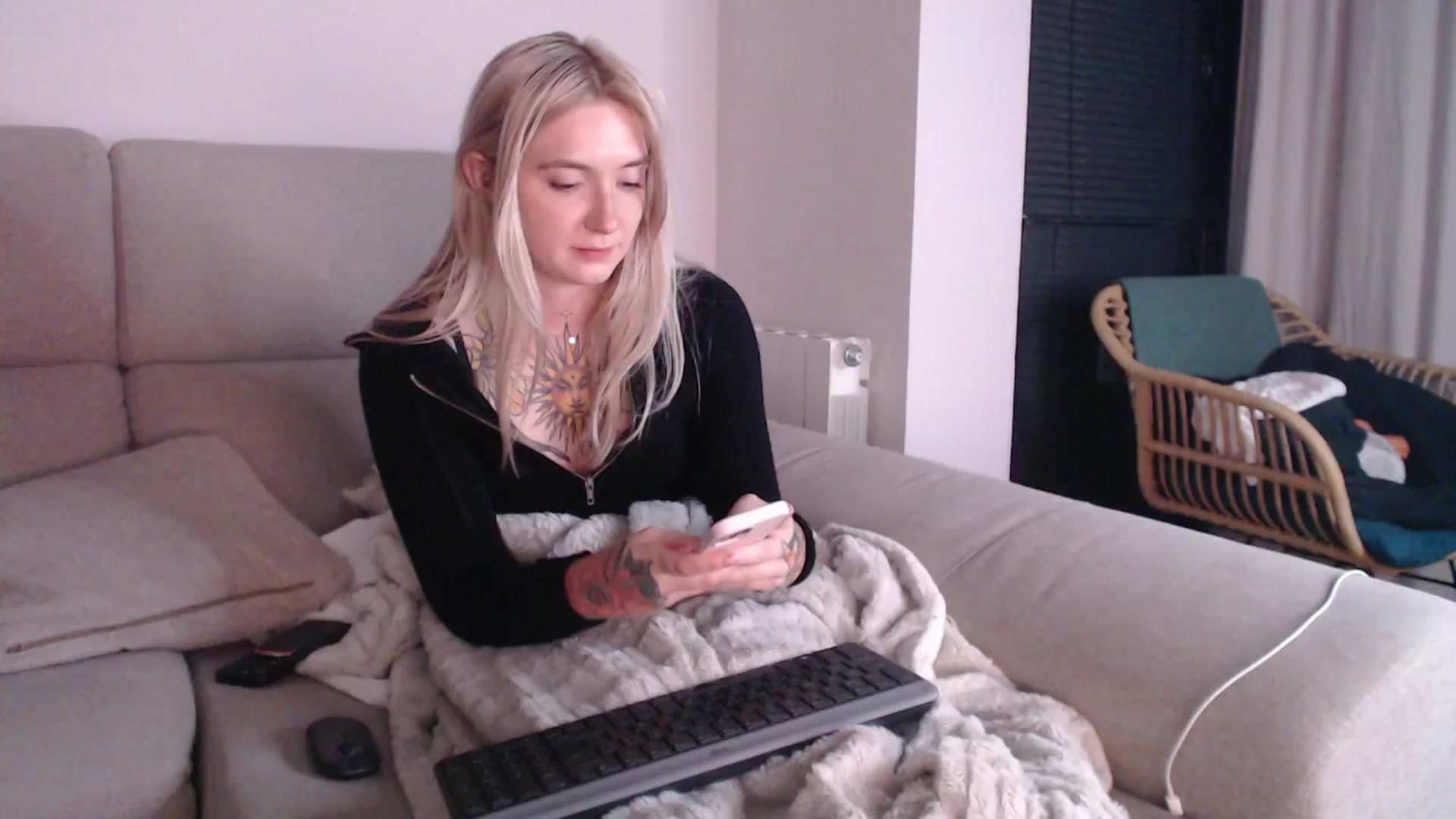 Gallery image thumbnail from Tattoo_bbgirl's myfreecams stream on, 05/14/2025, 21:50 image 19 of 20