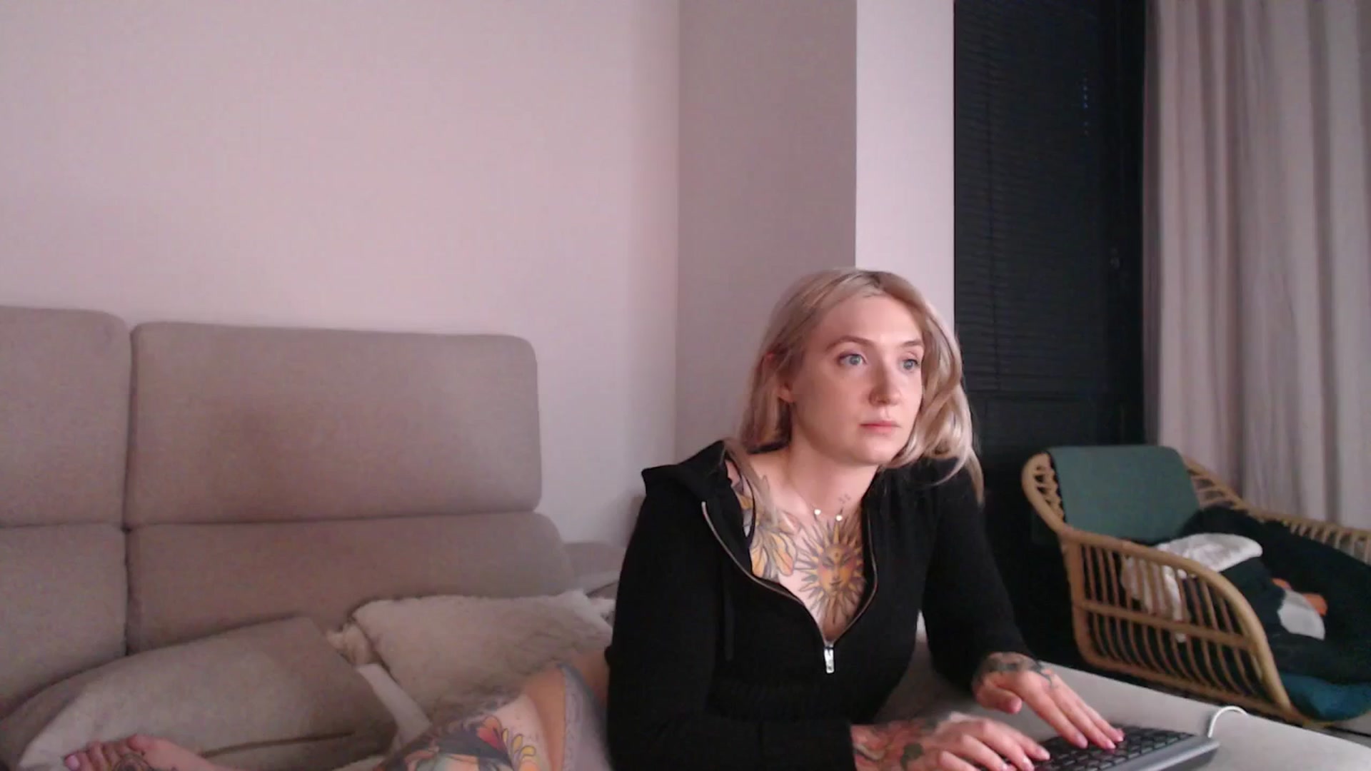 Gallery image thumbnail from Tattoo_bbgirl's myfreecams stream on, 05/14/2025, 21:50 image 8 of 20