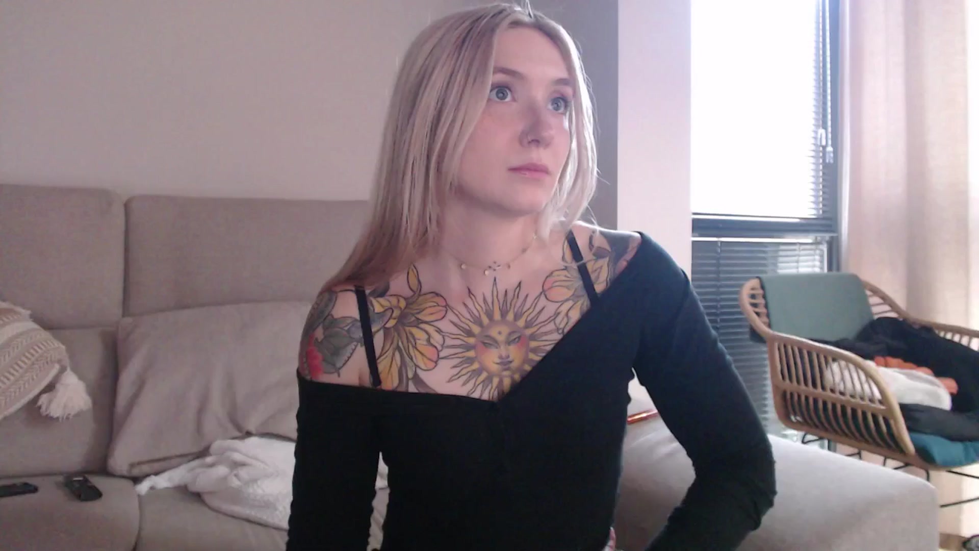 Gallery image thumbnail from Tattoo_bbgirl's myfreecams stream on, 05/15/2025, 19:00 image 17 of 20