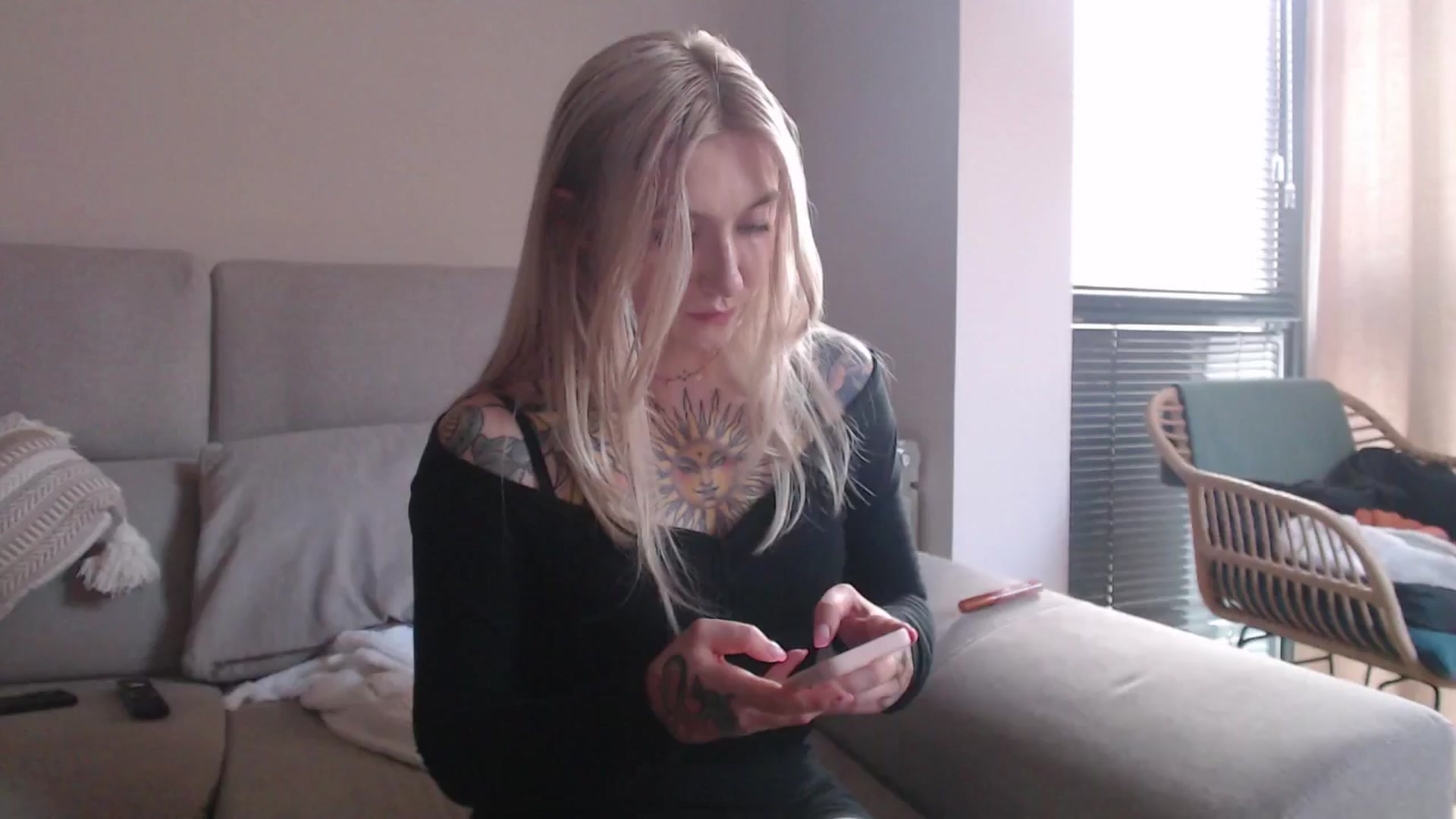 Gallery image thumbnail from Tattoo_bbgirl's myfreecams stream on, 05/15/2025, 19:00 image 2 of 20